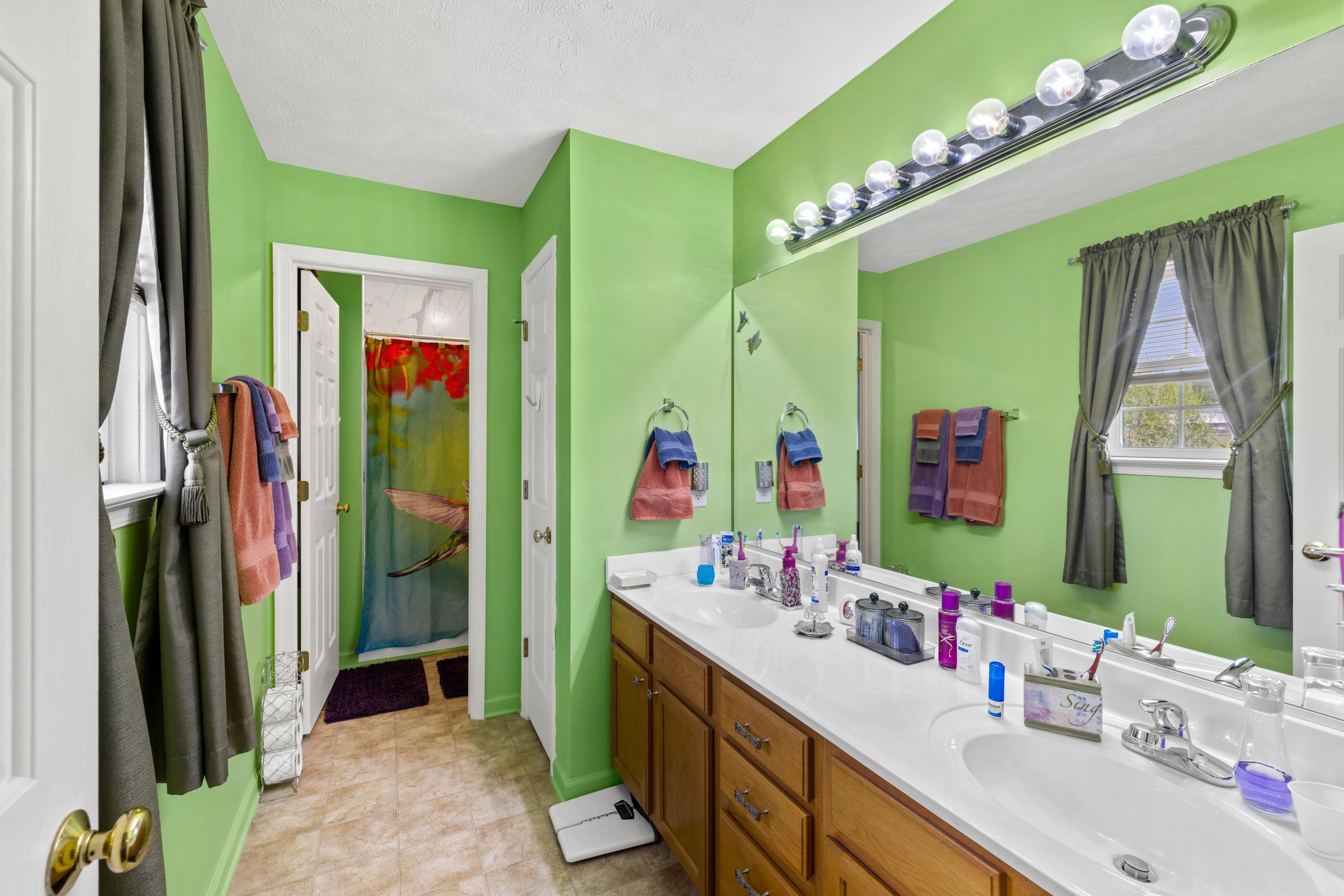 1008 MIDDLEBROOK AVE, STAUNTON, Virginia 24401, 3 Bedrooms Bedrooms, ,2 BathroomsBathrooms,Residential,1008 MIDDLEBROOK AVE,675683 MLS # 675683