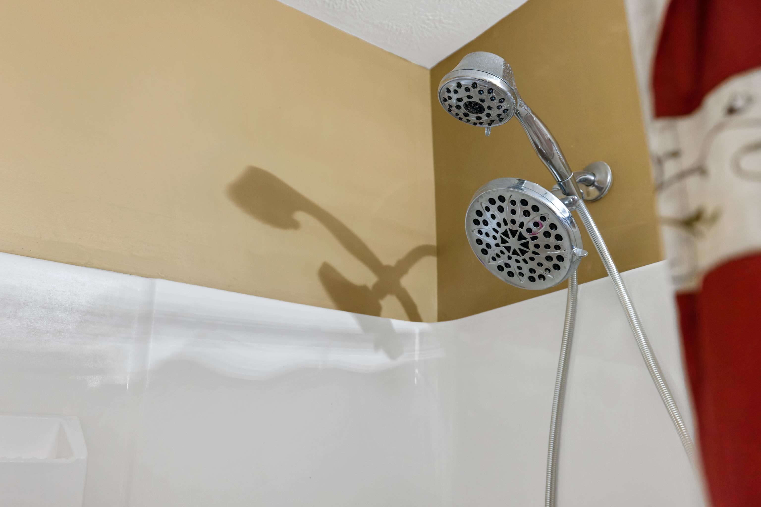 1008 MIDDLEBROOK AVE, STAUNTON, Virginia 24401, 3 Bedrooms Bedrooms, ,2 BathroomsBathrooms,Residential,1008 MIDDLEBROOK AVE,675683 MLS # 675683