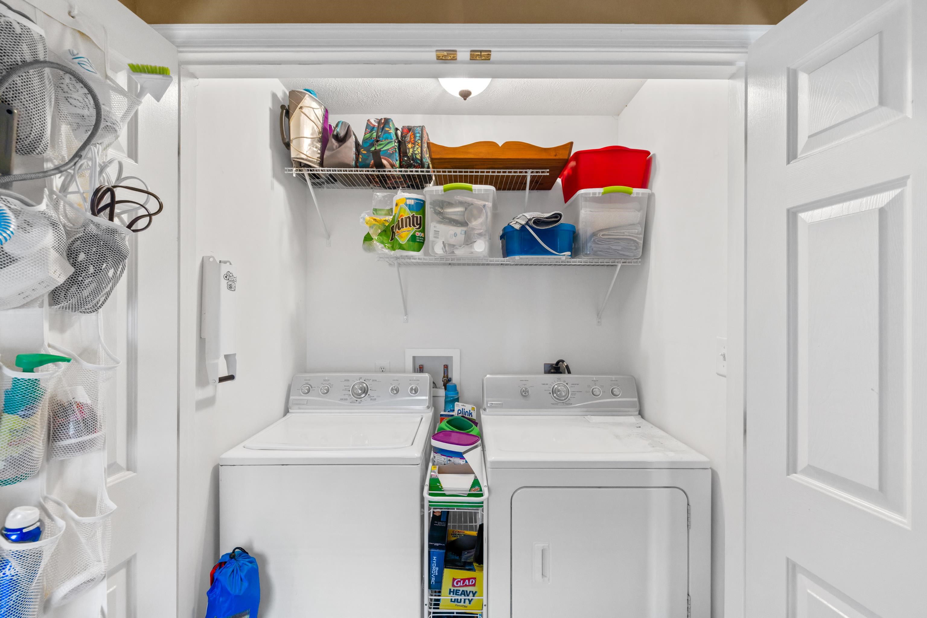 1008 MIDDLEBROOK AVE, STAUNTON, Virginia 24401, 3 Bedrooms Bedrooms, ,2 BathroomsBathrooms,Residential,1008 MIDDLEBROOK AVE,675683 MLS # 675683