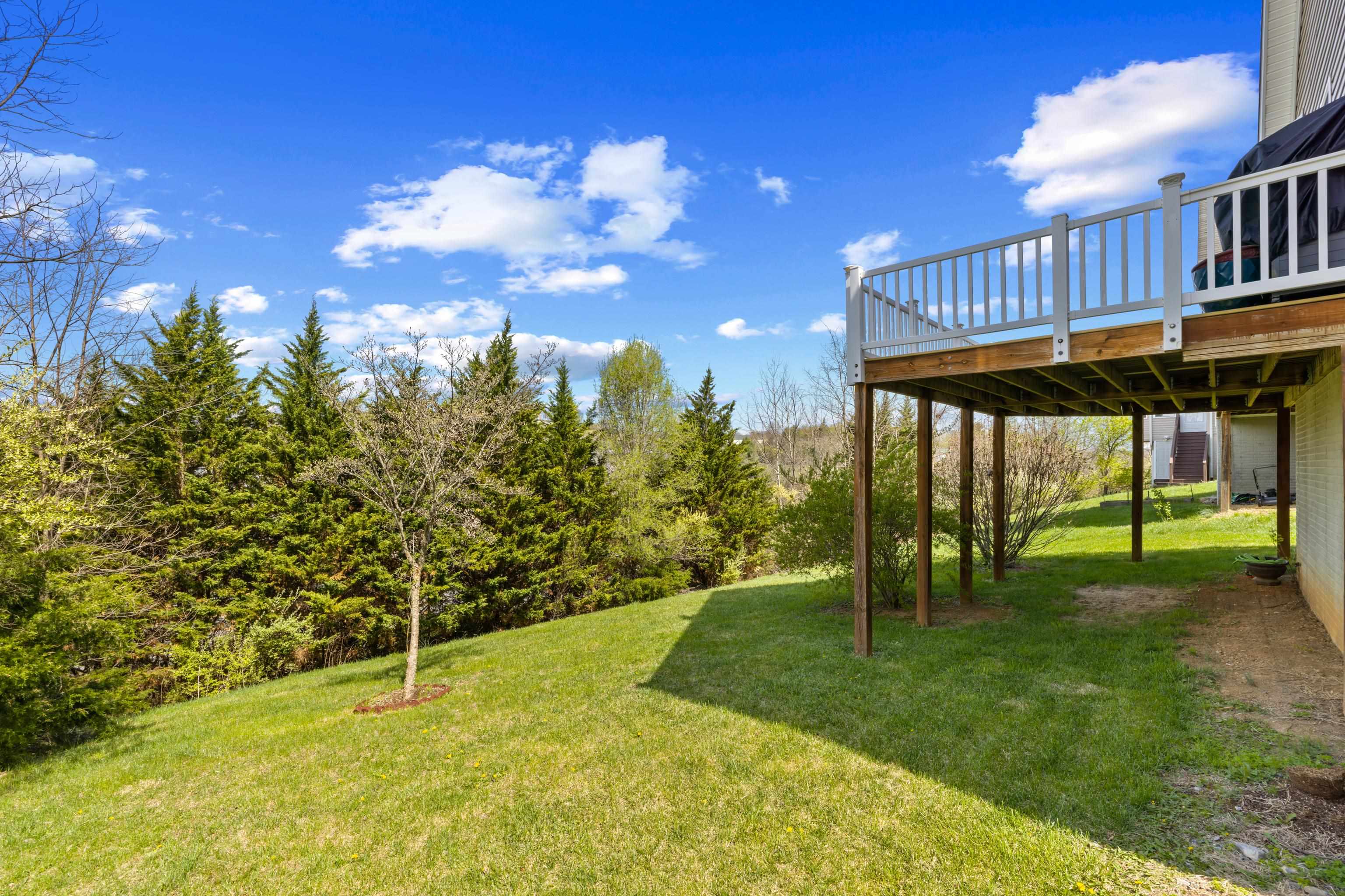 1008 MIDDLEBROOK AVE, STAUNTON, Virginia 24401, 3 Bedrooms Bedrooms, ,2 BathroomsBathrooms,Residential,1008 MIDDLEBROOK AVE,675683 MLS # 675683