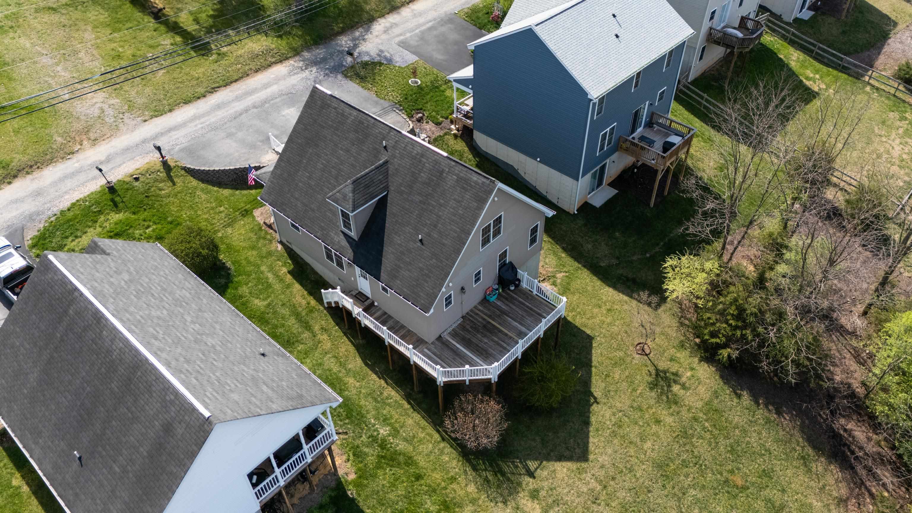 1008 MIDDLEBROOK AVE, STAUNTON, Virginia 24401, 3 Bedrooms Bedrooms, ,2 BathroomsBathrooms,Residential,1008 MIDDLEBROOK AVE,675683 MLS # 675683