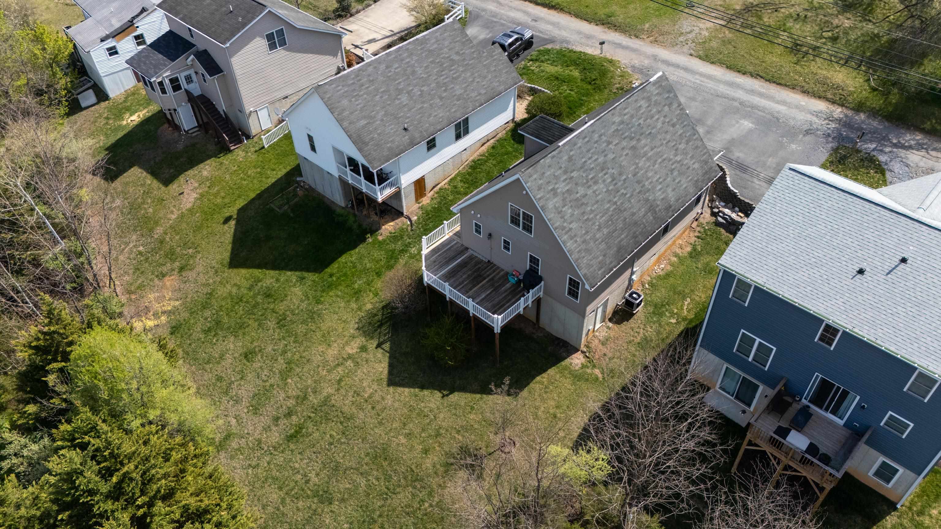 1008 MIDDLEBROOK AVE, STAUNTON, Virginia 24401, 3 Bedrooms Bedrooms, ,2 BathroomsBathrooms,Residential,1008 MIDDLEBROOK AVE,675683 MLS # 675683