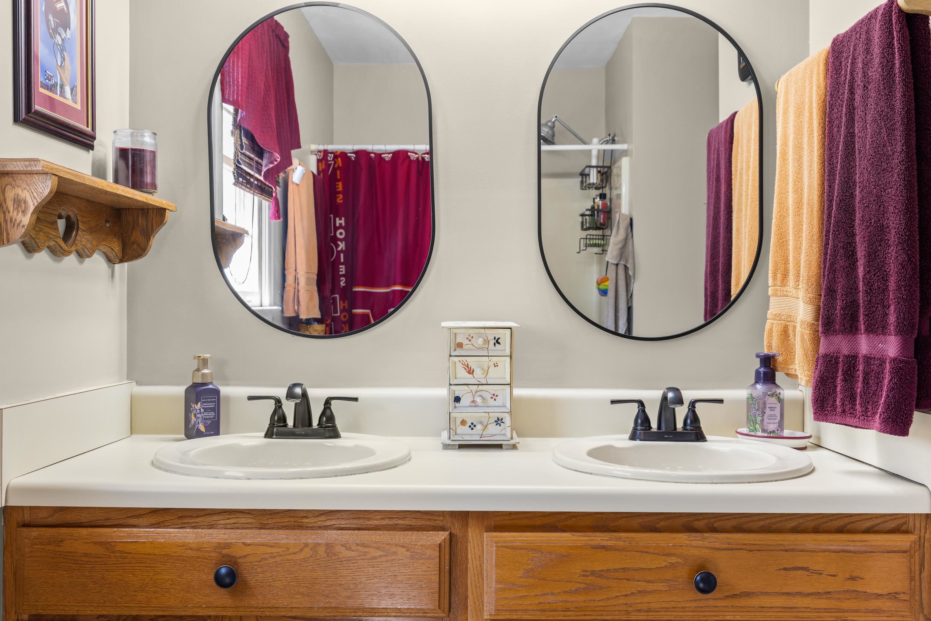 45 LEDYARD CT, STUARTS DRAFT, Virginia 24477, 5 Bedrooms Bedrooms, ,2 BathroomsBathrooms,Residential,45 LEDYARD CT,675686 MLS # 675686