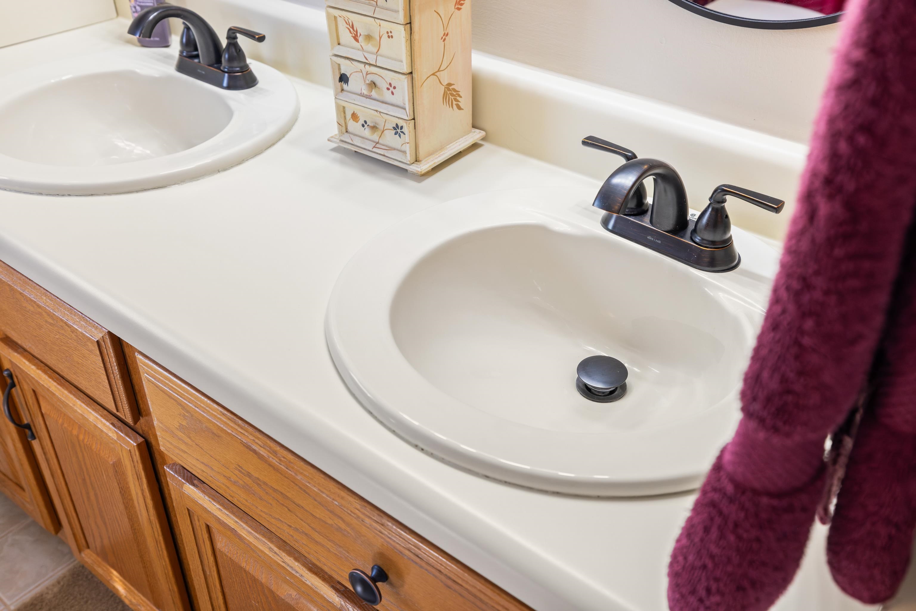 45 LEDYARD CT, STUARTS DRAFT, Virginia 24477, 5 Bedrooms Bedrooms, ,2 BathroomsBathrooms,Residential,45 LEDYARD CT,675686 MLS # 675686