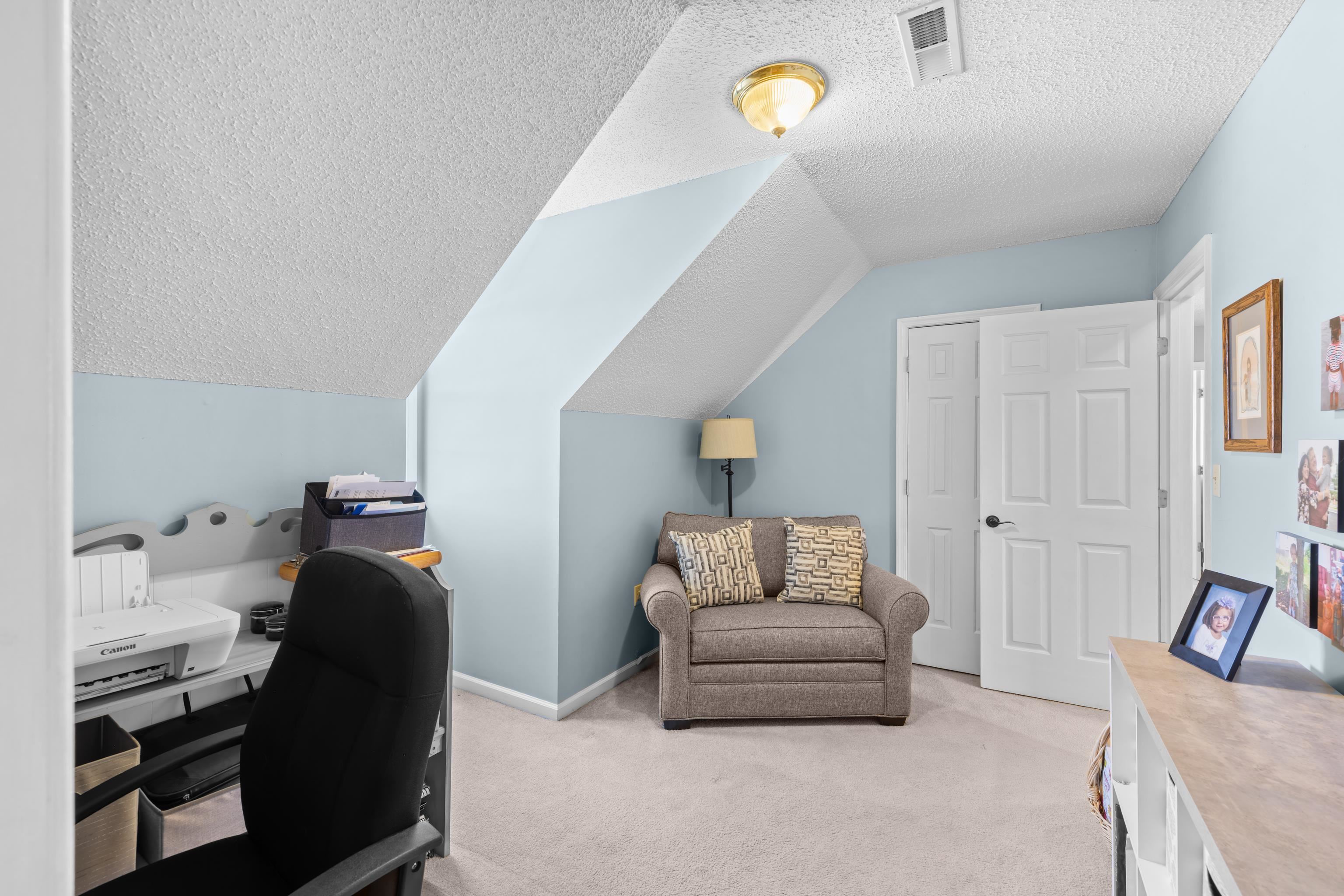 45 LEDYARD CT, STUARTS DRAFT, Virginia 24477, 5 Bedrooms Bedrooms, ,2 BathroomsBathrooms,Residential,45 LEDYARD CT,675686 MLS # 675686