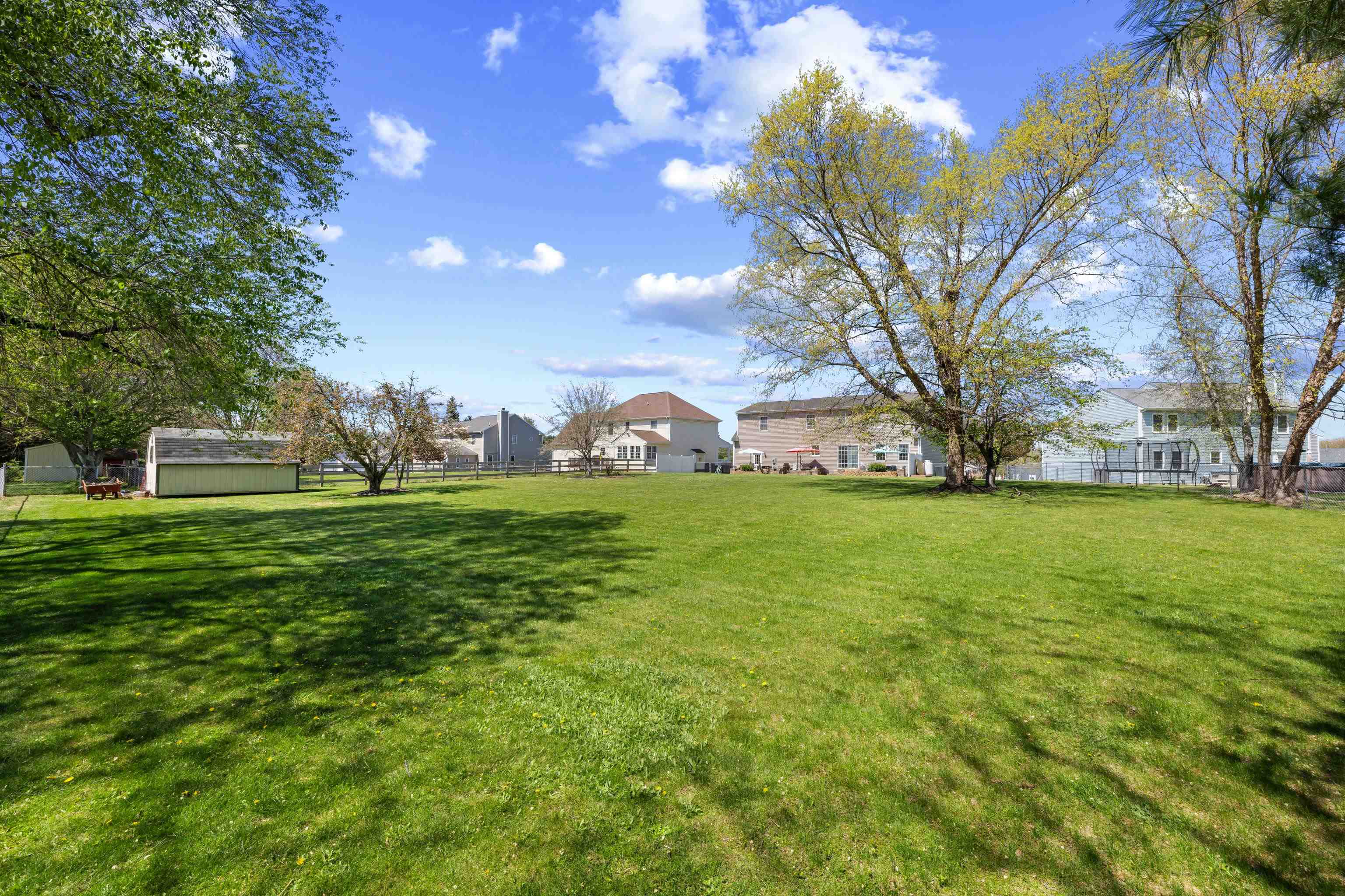 45 LEDYARD CT, STUARTS DRAFT, Virginia 24477, 5 Bedrooms Bedrooms, ,2 BathroomsBathrooms,Residential,45 LEDYARD CT,675686 MLS # 675686