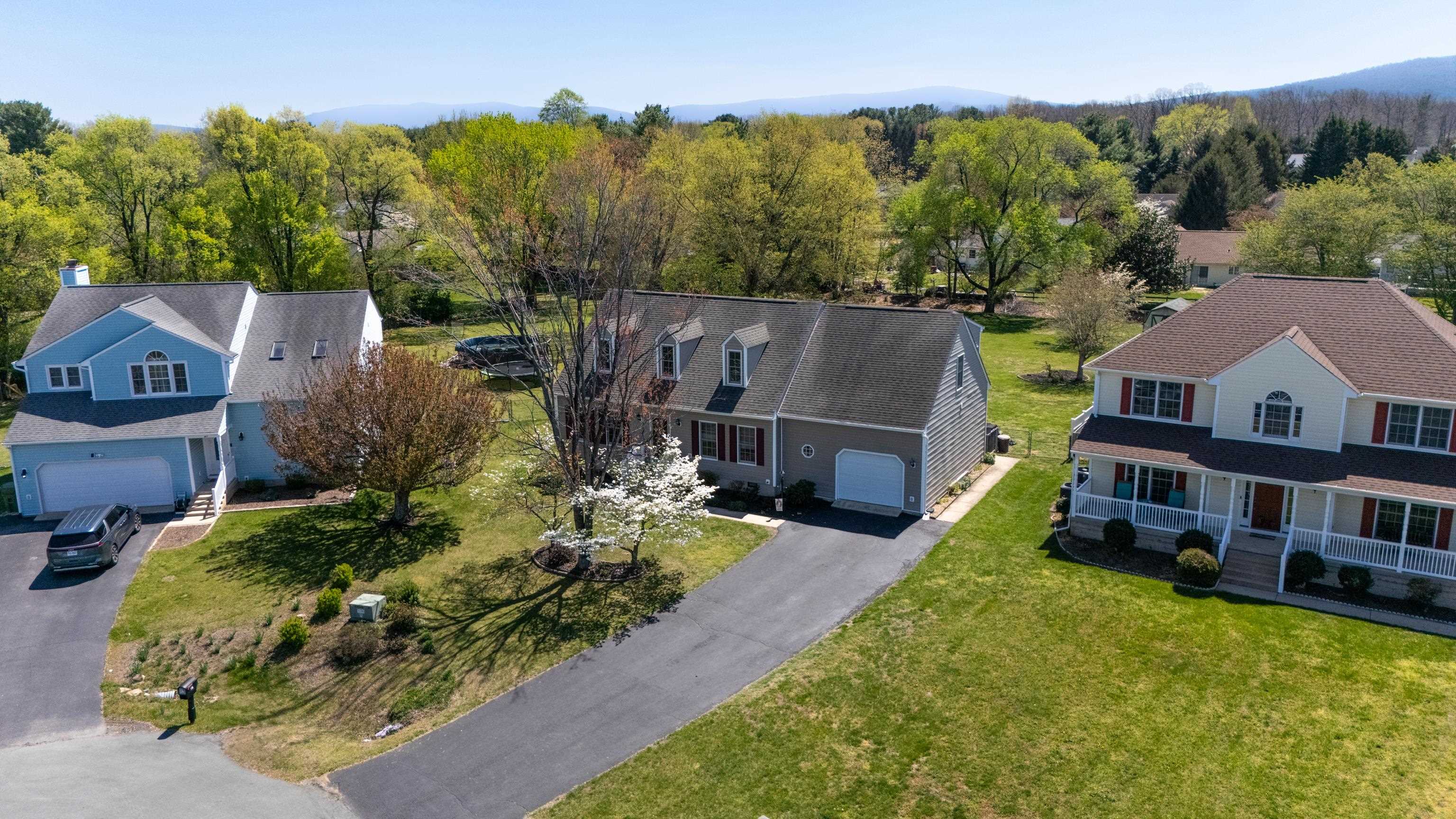 45 LEDYARD CT, STUARTS DRAFT, Virginia 24477, 5 Bedrooms Bedrooms, ,2 BathroomsBathrooms,Residential,45 LEDYARD CT,675686 MLS # 675686