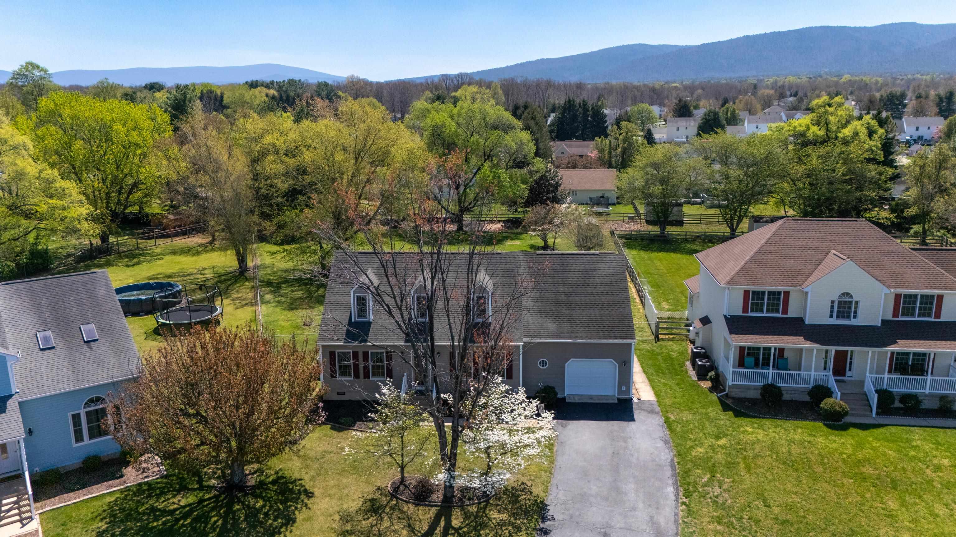 45 LEDYARD CT, STUARTS DRAFT, Virginia 24477, 5 Bedrooms Bedrooms, ,2 BathroomsBathrooms,Residential,45 LEDYARD CT,675686 MLS # 675686