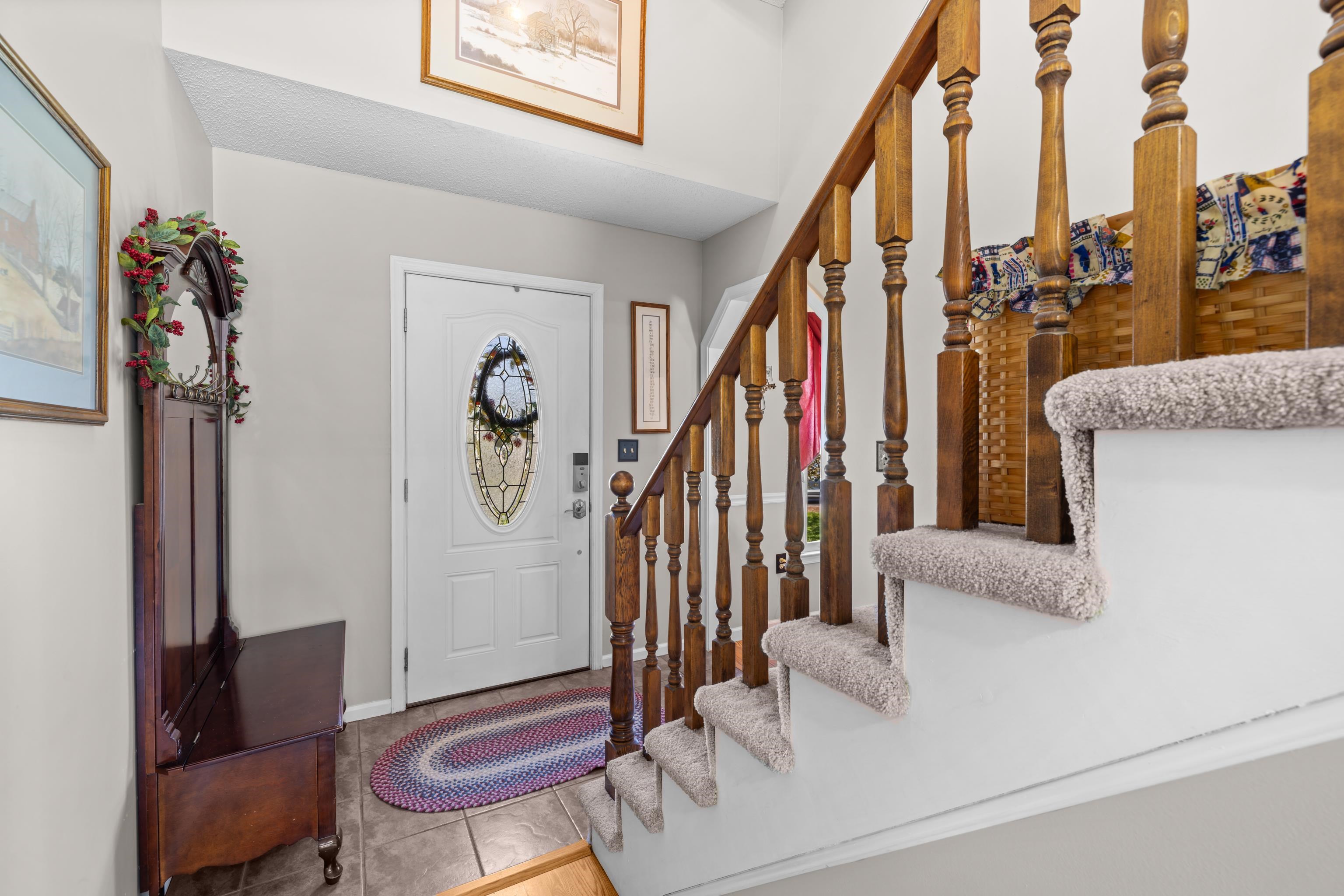 45 LEDYARD CT, STUARTS DRAFT, Virginia 24477, 5 Bedrooms Bedrooms, ,2 BathroomsBathrooms,Residential,45 LEDYARD CT,675686 MLS # 675686