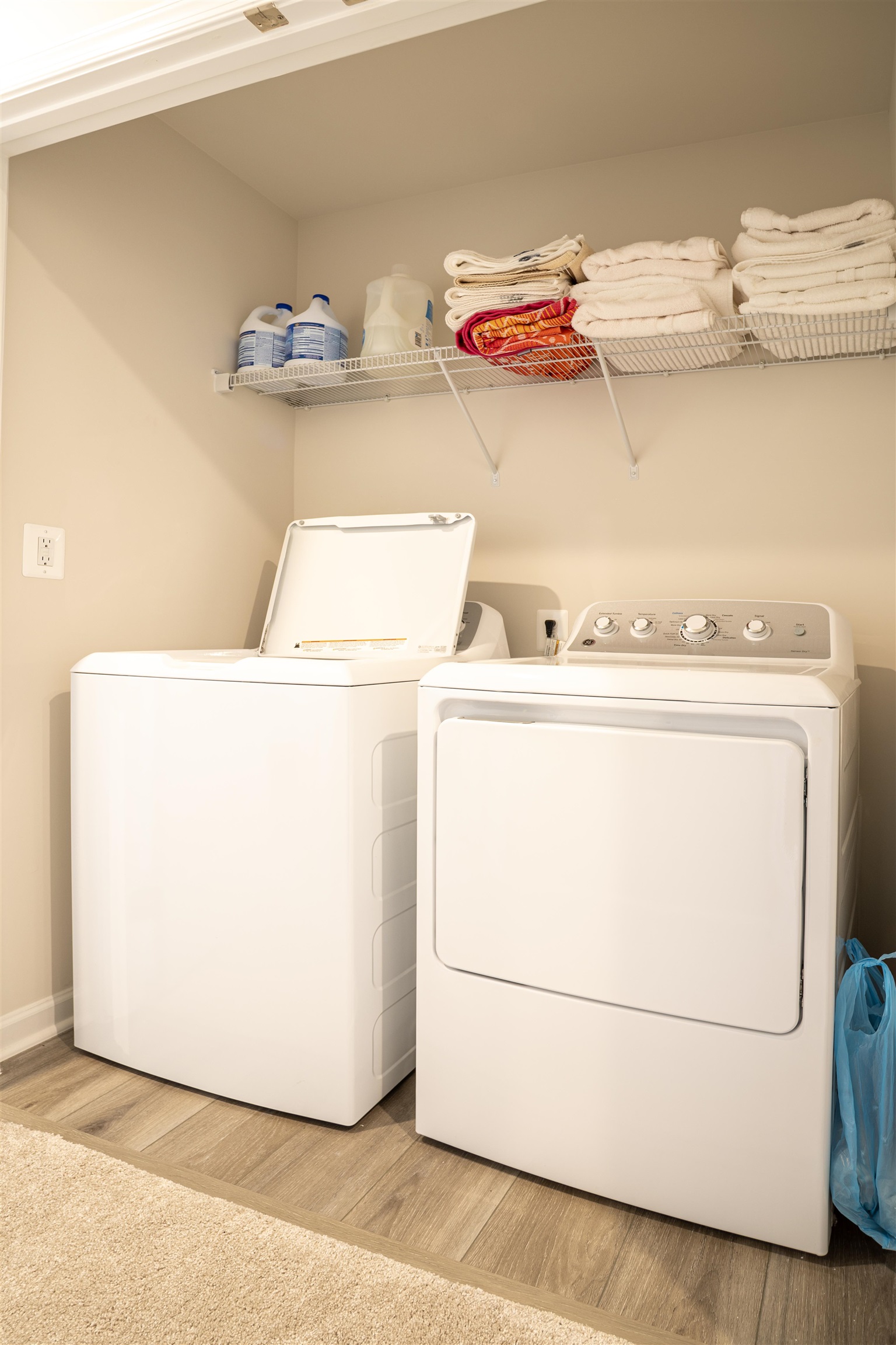 3436 MARBLE LOOP, ROCKINGHAM, Virginia 22801, 3 Bedrooms Bedrooms, ,2 BathroomsBathrooms,Residential,3436 MARBLE LOOP,675688 MLS # 675688 3436 MARBLE LOOP, ROCKINGHAM, Virginia 22801, 3 Bedrooms Bedrooms, ,2 BathroomsBathrooms,Residential,3436 MARBLE LOOP,675688 MLS # 675688