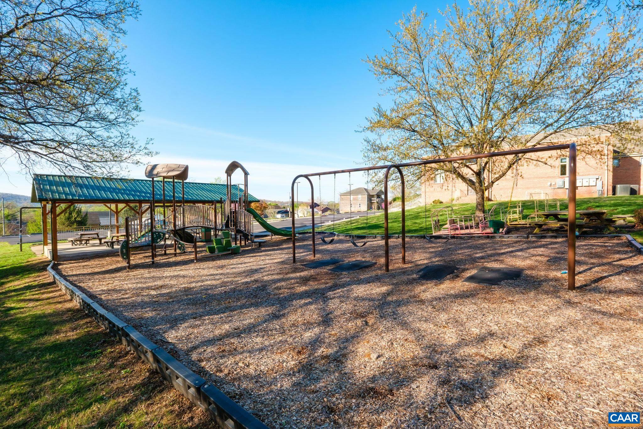 580 HAWKINS ST, HARRISONBURG, Virginia 22801, 2 Bedrooms Bedrooms, ,1 BathroomBathrooms,Residential,580 HAWKINS ST,580 HAWKINS ST,675691 MLS # 675691