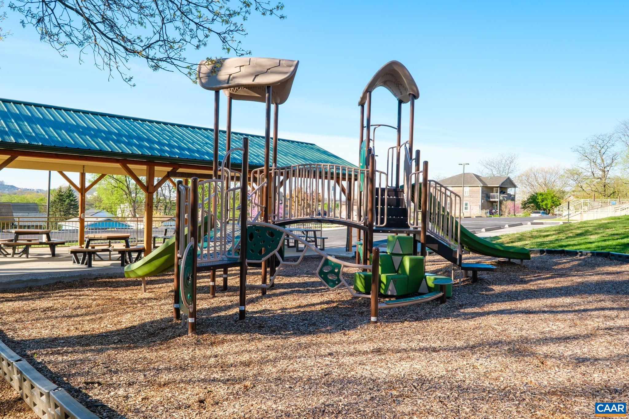 580 HAWKINS ST, HARRISONBURG, Virginia 22801, 2 Bedrooms Bedrooms, ,1 BathroomBathrooms,Residential,580 HAWKINS ST,580 HAWKINS ST,675691 MLS # 675691