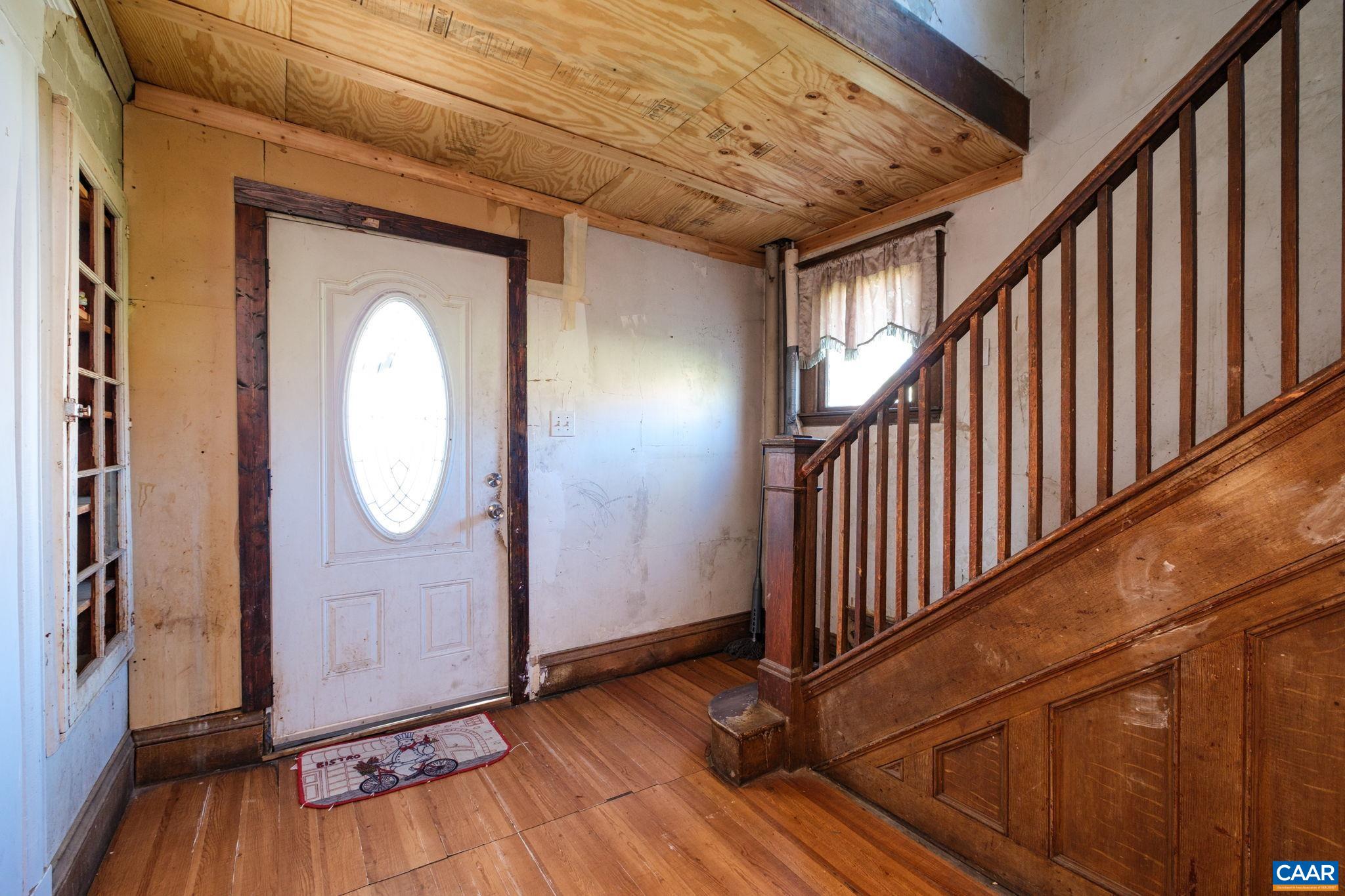 580 HAWKINS ST, HARRISONBURG, Virginia 22801, 2 Bedrooms Bedrooms, ,1 BathroomBathrooms,Residential,580 HAWKINS ST,580 HAWKINS ST,675691 MLS # 675691