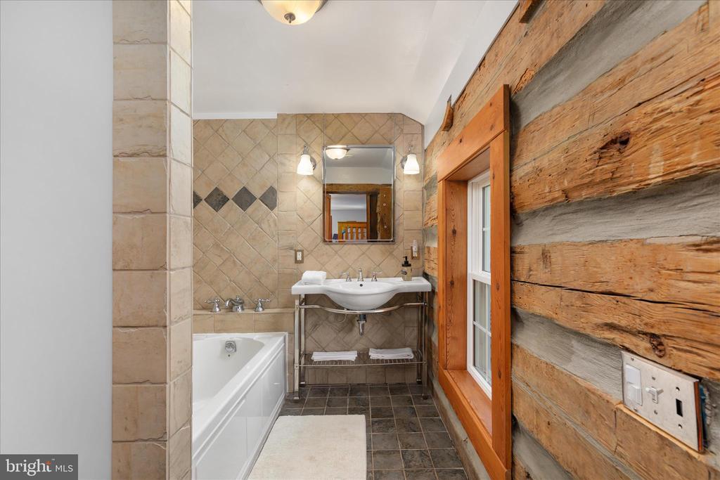 315 GANDERS DR, LURAY, Virginia 22835, 4 Bedrooms Bedrooms, ,5 BathroomsBathrooms,Residential,315 GANDERS DR,VAPA2006204 MLS # VAPA2006204