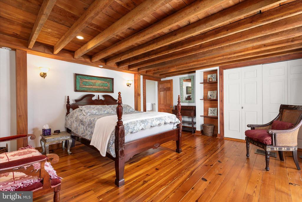 315 GANDERS DR, LURAY, Virginia 22835, 4 Bedrooms Bedrooms, ,5 BathroomsBathrooms,Residential,315 GANDERS DR,VAPA2006204 MLS # VAPA2006204