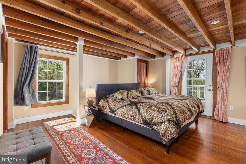 315 GANDERS DR, LURAY, Virginia 22835, 4 Bedrooms Bedrooms, ,5 BathroomsBathrooms,Residential,315 GANDERS DR,VAPA2006204 MLS # VAPA2006204