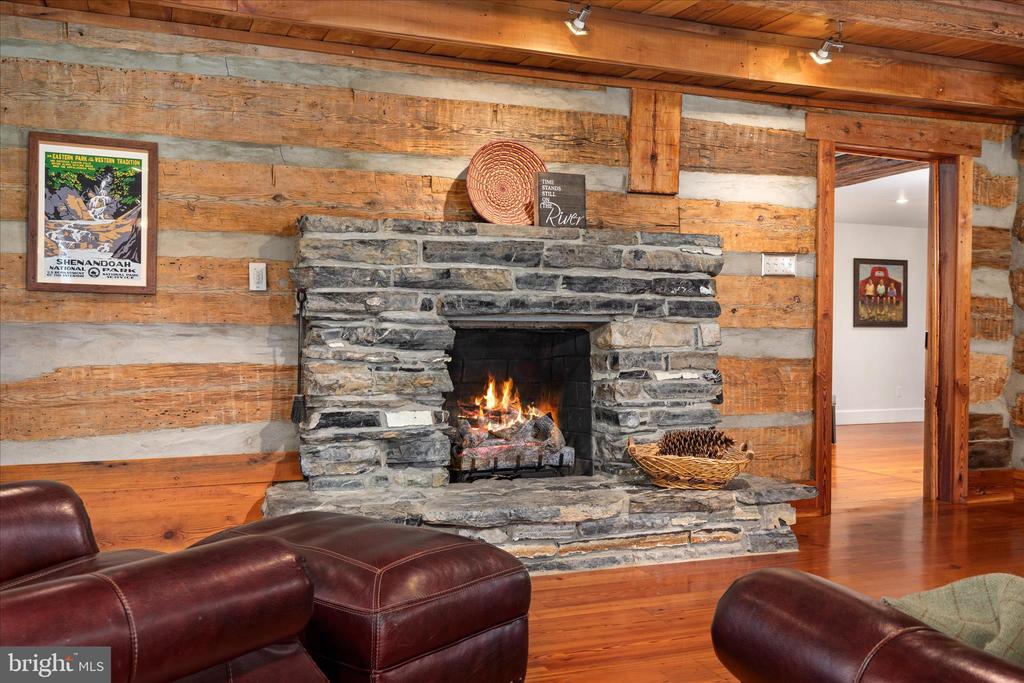 315 GANDERS DR, LURAY, Virginia 22835, 4 Bedrooms Bedrooms, ,5 BathroomsBathrooms,Residential,315 GANDERS DR,VAPA2006204 MLS # VAPA2006204