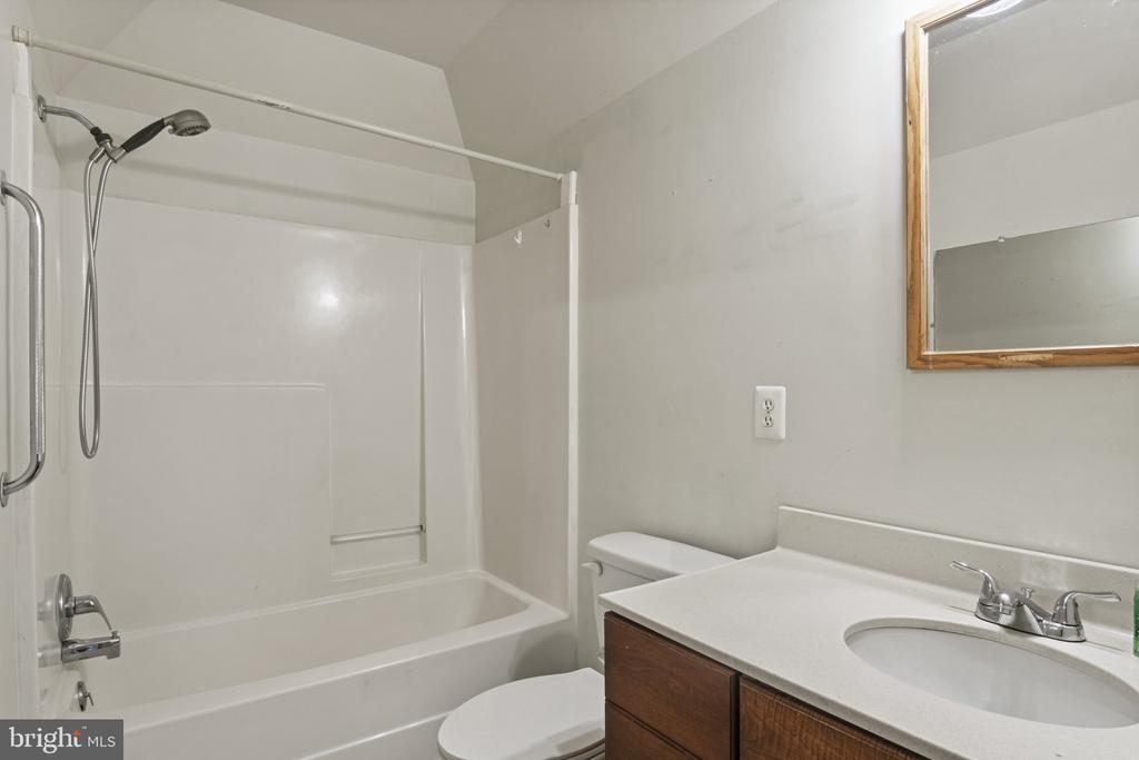 11013 FOREST HOLLOW DR, BUMPASS, Virginia 23024, 4 Bedrooms Bedrooms, ,2 BathroomsBathrooms,Residential,11013 FOREST HOLLOW DR,VASP2040882 MLS # VASP2040882 11013 FOREST HOLLOW DR, BUMPASS, Virginia 23024, 4 Bedrooms Bedrooms, ,2 BathroomsBathrooms,Residential,11013 FOREST HOLLOW DR,VASP2040882 MLS # VASP2040882