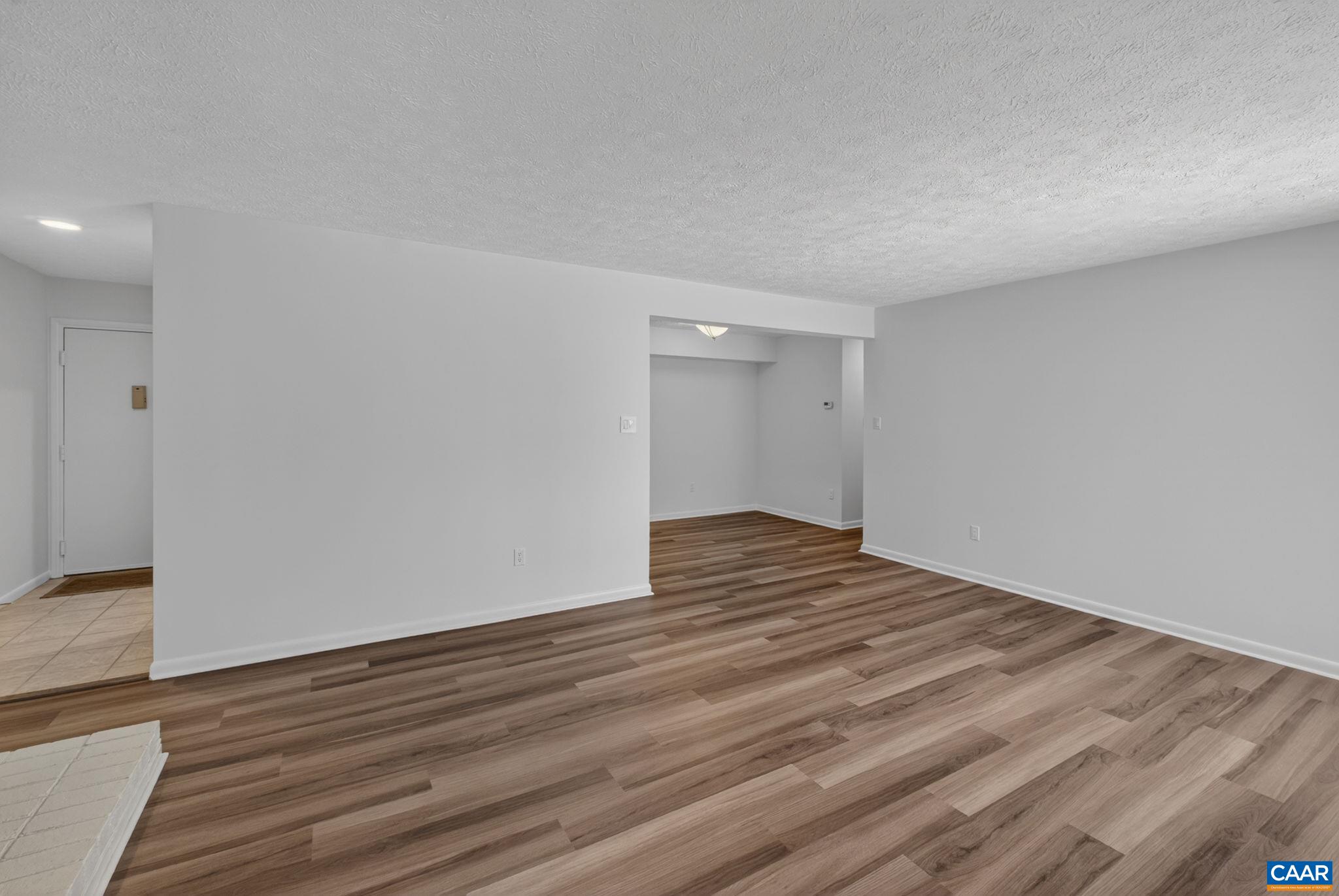 110 TURTLE CREEK RD, CHARLOTTESVILLE, Virginia 22901, 2 Bedrooms Bedrooms, ,2 BathroomsBathrooms,Residential,110 TURTLE CREEK RD,675537 MLS # 675537