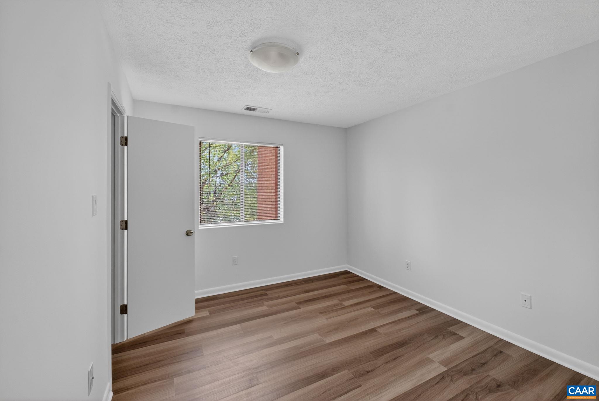 110 TURTLE CREEK RD, CHARLOTTESVILLE, Virginia 22901, 2 Bedrooms Bedrooms, ,2 BathroomsBathrooms,Residential,110 TURTLE CREEK RD,675537 MLS # 675537