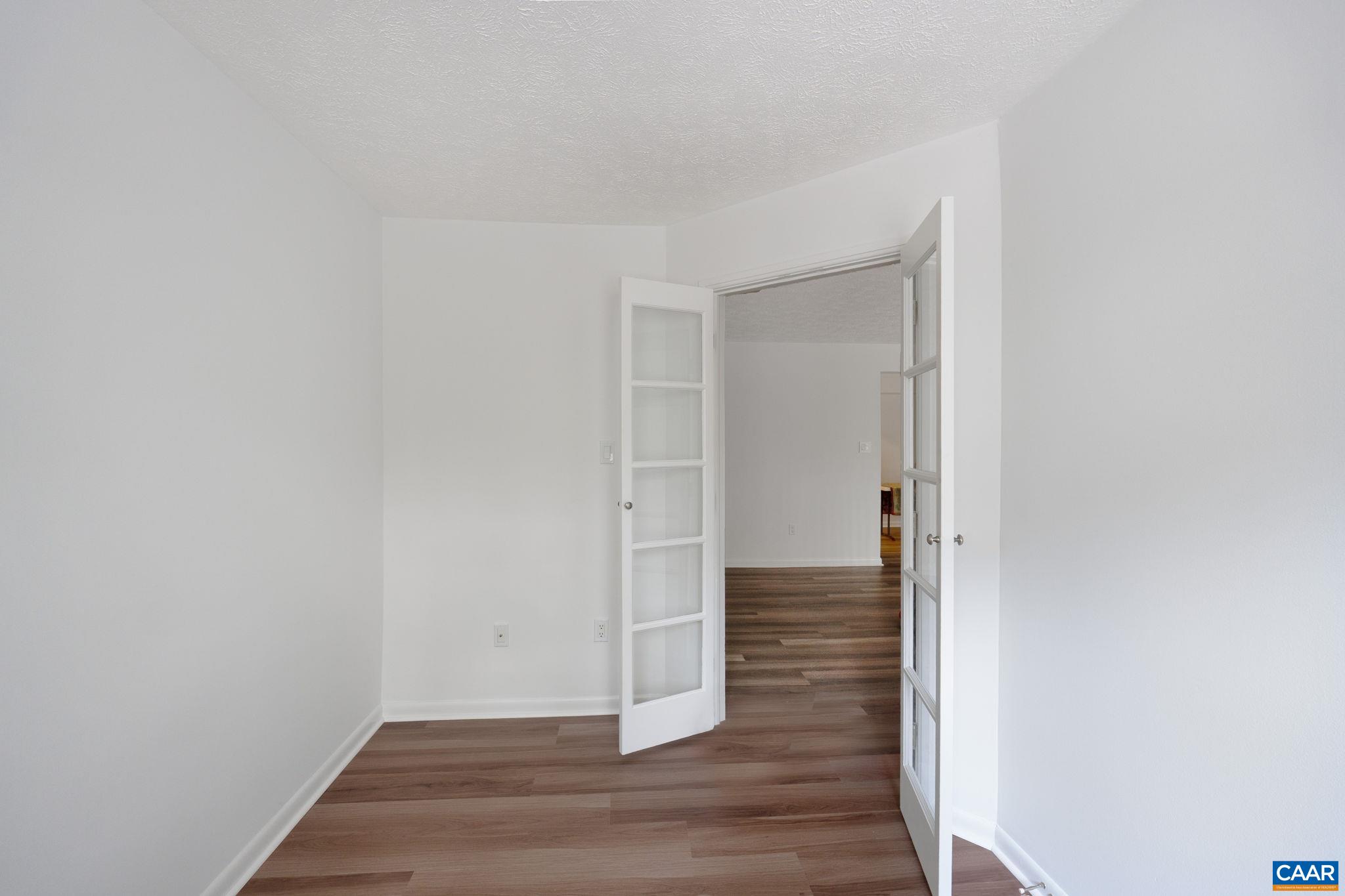 110 TURTLE CREEK RD, CHARLOTTESVILLE, Virginia 22901, 2 Bedrooms Bedrooms, ,2 BathroomsBathrooms,Residential,110 TURTLE CREEK RD,675537 MLS # 675537