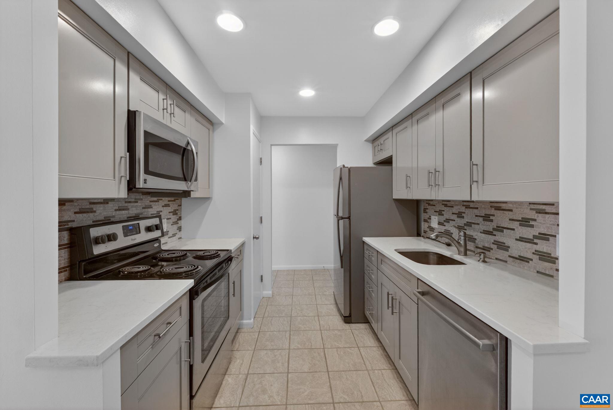 110 TURTLE CREEK RD, CHARLOTTESVILLE, Virginia 22901, 2 Bedrooms Bedrooms, ,2 BathroomsBathrooms,Residential,110 TURTLE CREEK RD,675537 MLS # 675537