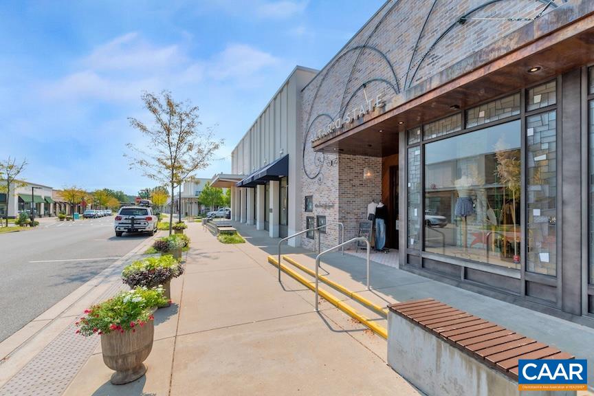 110 TURTLE CREEK RD, CHARLOTTESVILLE, Virginia 22901, 2 Bedrooms Bedrooms, ,2 BathroomsBathrooms,Residential,110 TURTLE CREEK RD,675537 MLS # 675537