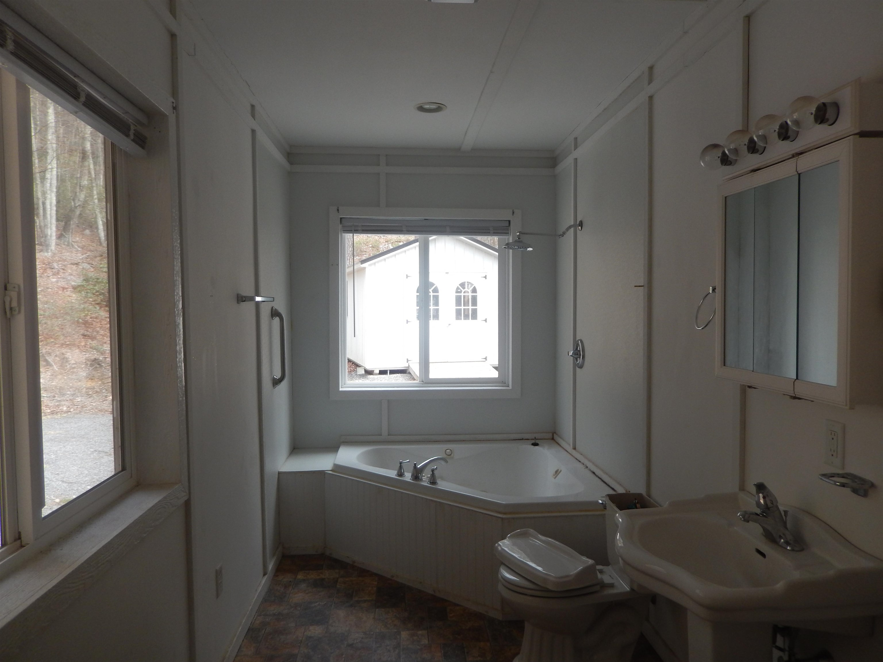 1308 SPRUCE ST, MONTEREY, Virginia 24465, 1 Bedroom Bedrooms, ,1 BathroomBathrooms,Residential,VRM_209379,1308 SPRUCE ST,675693 MLS # 675693