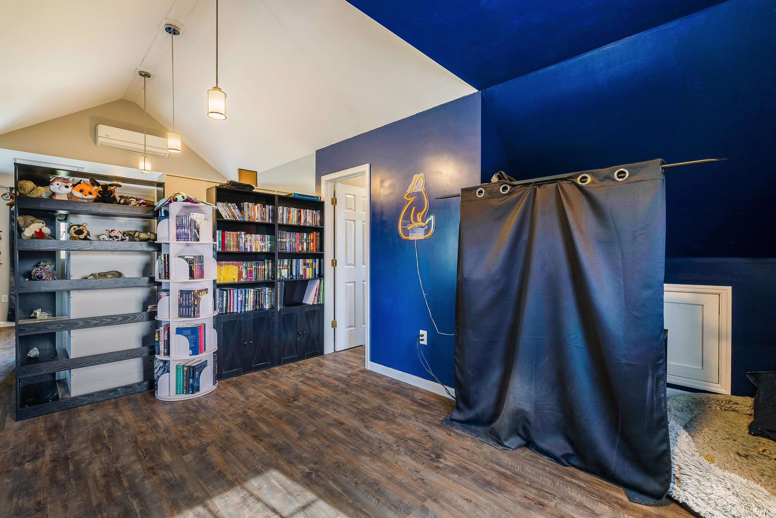 574 JIGGADY RD, NEW MARKET, Virginia 22844, 6 Bedrooms Bedrooms, ,4 BathroomsBathrooms,Residential,574 JIGGADY RD,675695 MLS # 675695 574 JIGGADY RD, NEW MARKET, Virginia 22844, 6 Bedrooms Bedrooms, ,4 BathroomsBathrooms,Residential,574 JIGGADY RD,675695 MLS # 675695