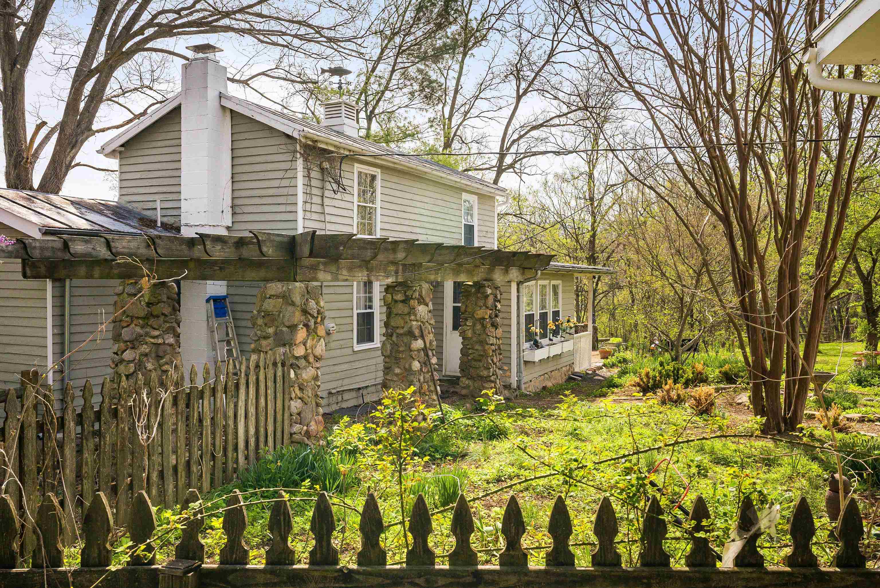 574 JIGGADY RD, NEW MARKET, Virginia 22844, 6 Bedrooms Bedrooms, ,4 BathroomsBathrooms,Residential,574 JIGGADY RD,675695 MLS # 675695 574 JIGGADY RD, NEW MARKET, Virginia 22844, 6 Bedrooms Bedrooms, ,4 BathroomsBathrooms,Residential,574 JIGGADY RD,675695 MLS # 675695