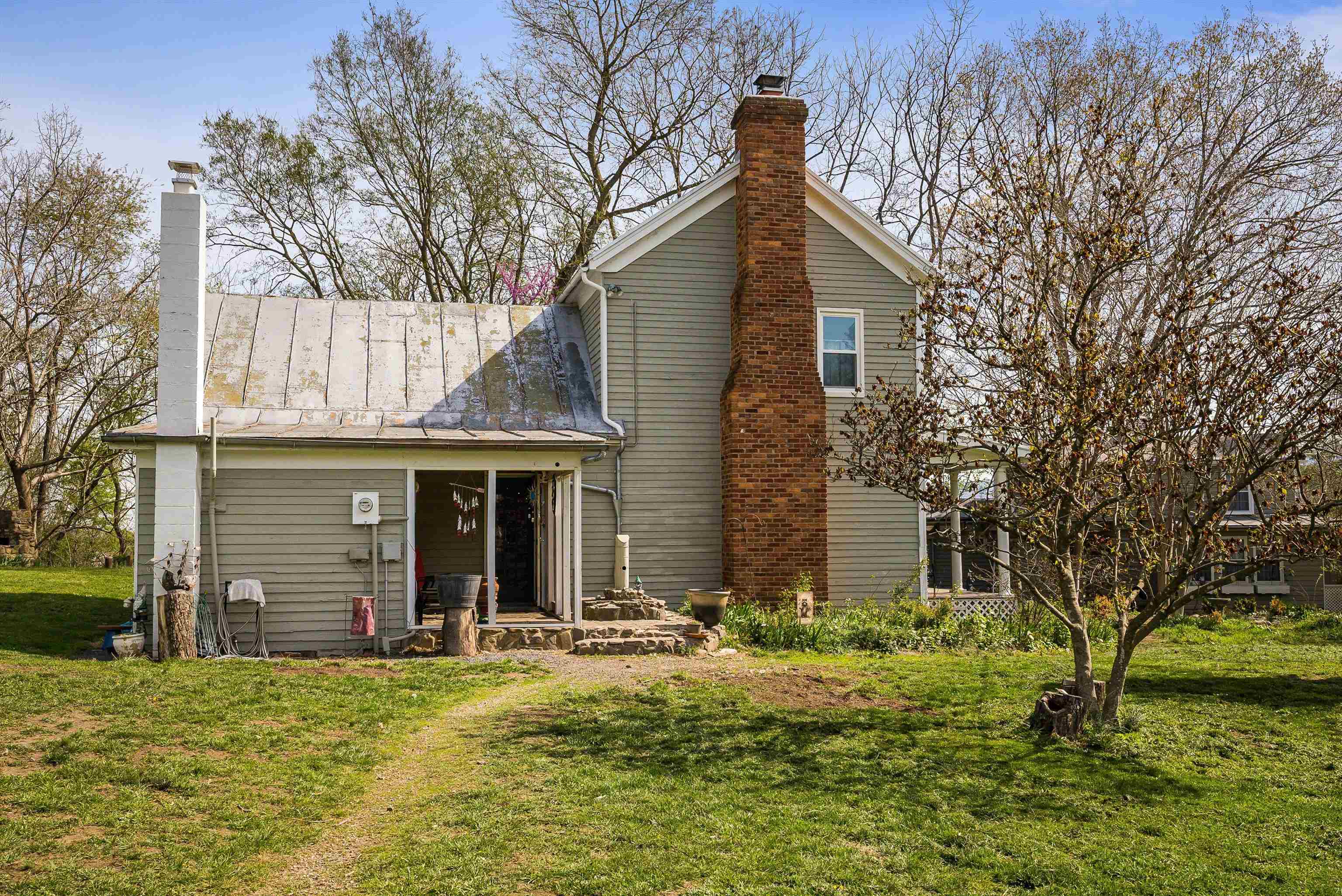 574 JIGGADY RD, NEW MARKET, Virginia 22844, 6 Bedrooms Bedrooms, ,4 BathroomsBathrooms,Residential,574 JIGGADY RD,675695 MLS # 675695 574 JIGGADY RD, NEW MARKET, Virginia 22844, 6 Bedrooms Bedrooms, ,4 BathroomsBathrooms,Residential,574 JIGGADY RD,675695 MLS # 675695