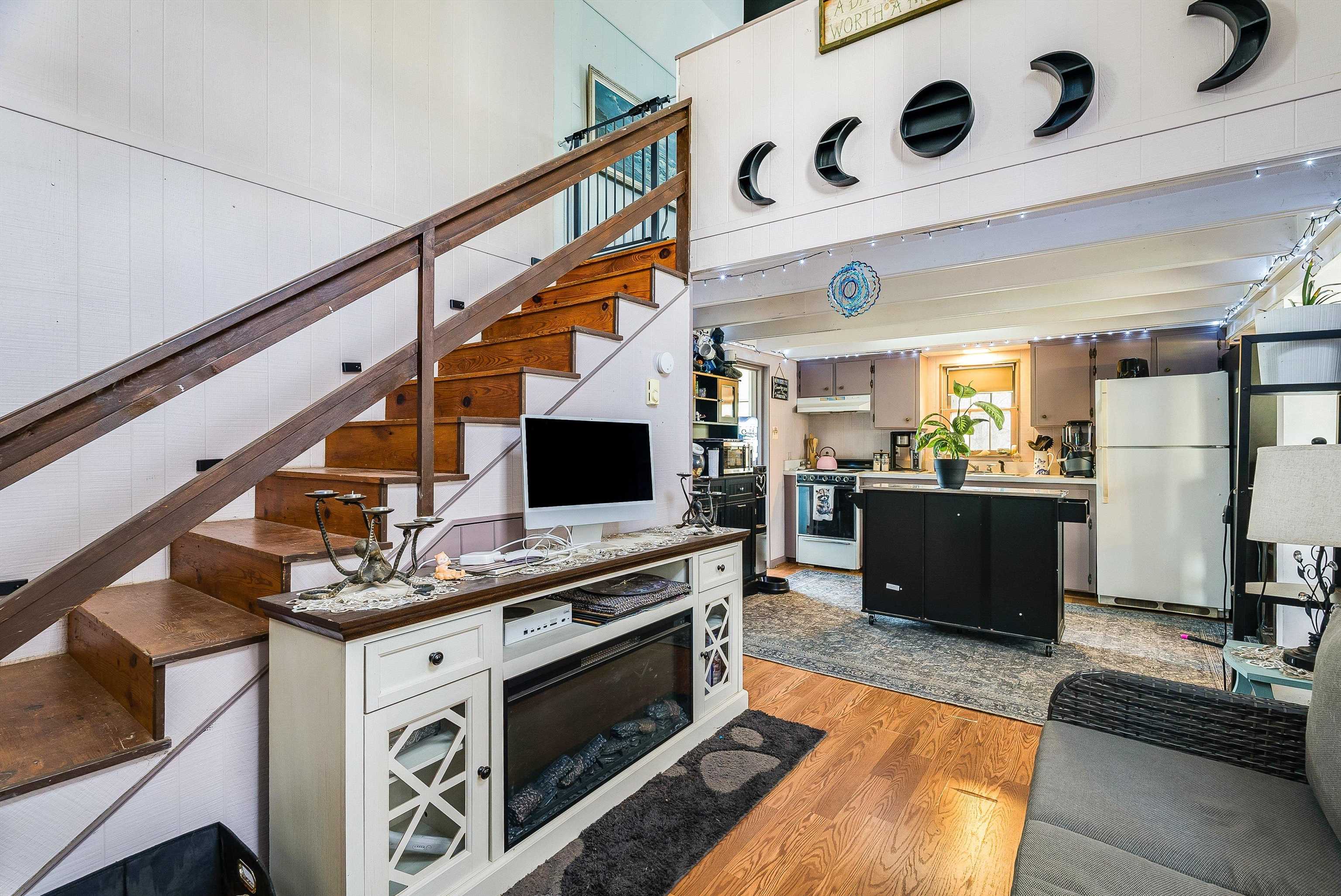 574 JIGGADY RD, NEW MARKET, Virginia 22844, 6 Bedrooms Bedrooms, ,4 BathroomsBathrooms,Residential,574 JIGGADY RD,675695 MLS # 675695 574 JIGGADY RD, NEW MARKET, Virginia 22844, 6 Bedrooms Bedrooms, ,4 BathroomsBathrooms,Residential,574 JIGGADY RD,675695 MLS # 675695