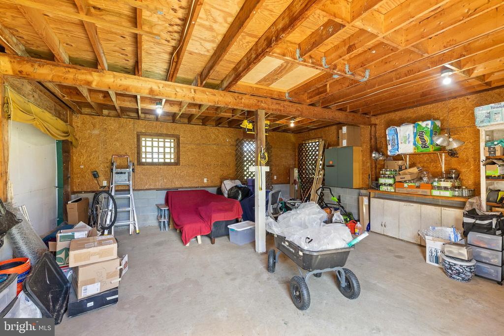 2675 HALFWAY RD, THE PLAINS, Virginia 20198, 2 Bedrooms Bedrooms, ,1 BathroomBathrooms,Residential,2675 HALFWAY RD,VAFQ2021302 MLS # VAFQ2021302