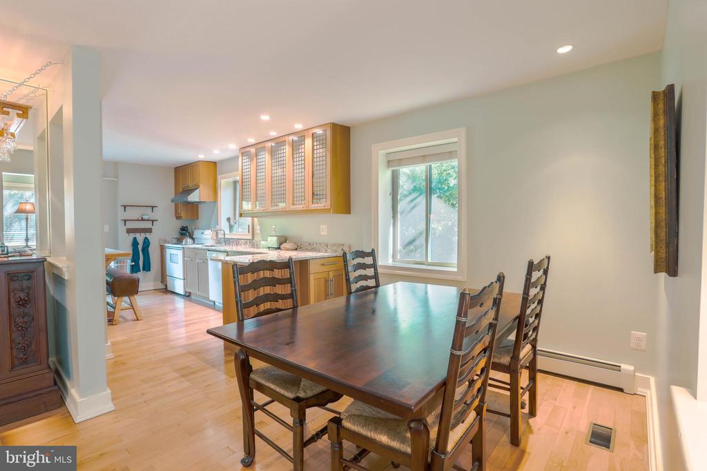 2675 HALFWAY RD, THE PLAINS, Virginia, 2 Bedrooms Bedrooms, ,1 BathroomBathrooms,Residential,2675 HALFWAY RD,VAFQ2021302 MLS # VAFQ2021302