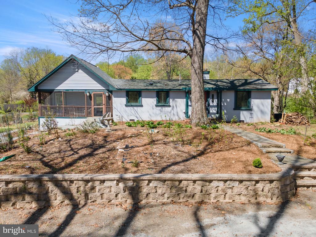 2681 HALFWAY RD, THE PLAINS, Virginia, 2 Bedrooms Bedrooms, ,1 BathroomBathrooms,Residential,2681 HALFWAY RD,VAFQ2021456 MLS # VAFQ2021456