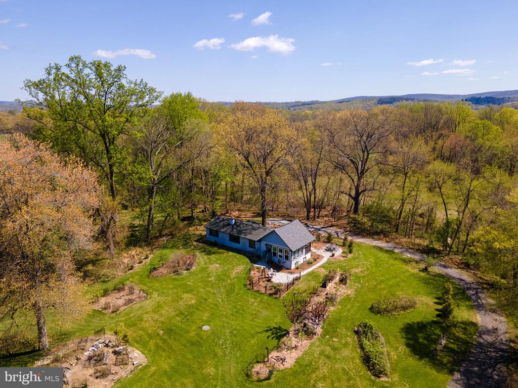 2681 HALFWAY RD, THE PLAINS, Virginia, 2 Bedrooms Bedrooms, ,1 BathroomBathrooms,Residential,2681 HALFWAY RD,VAFQ2021456 MLS # VAFQ2021456