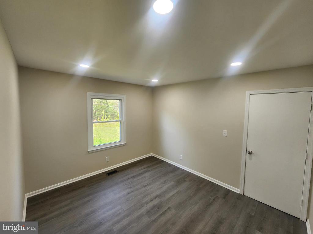 6401 TOWLES MILL RD, SPOTSYLVANIA, Virginia 22551, 3 Bedrooms Bedrooms, ,2 BathroomsBathrooms,Residential,6401 TOWLES MILL RD,VASP2040786 MLS # VASP2040786 6401 TOWLES MILL RD, SPOTSYLVANIA, Virginia 22551, 3 Bedrooms Bedrooms, ,2 BathroomsBathrooms,Residential,6401 TOWLES MILL RD,VASP2040786 MLS # VASP2040786