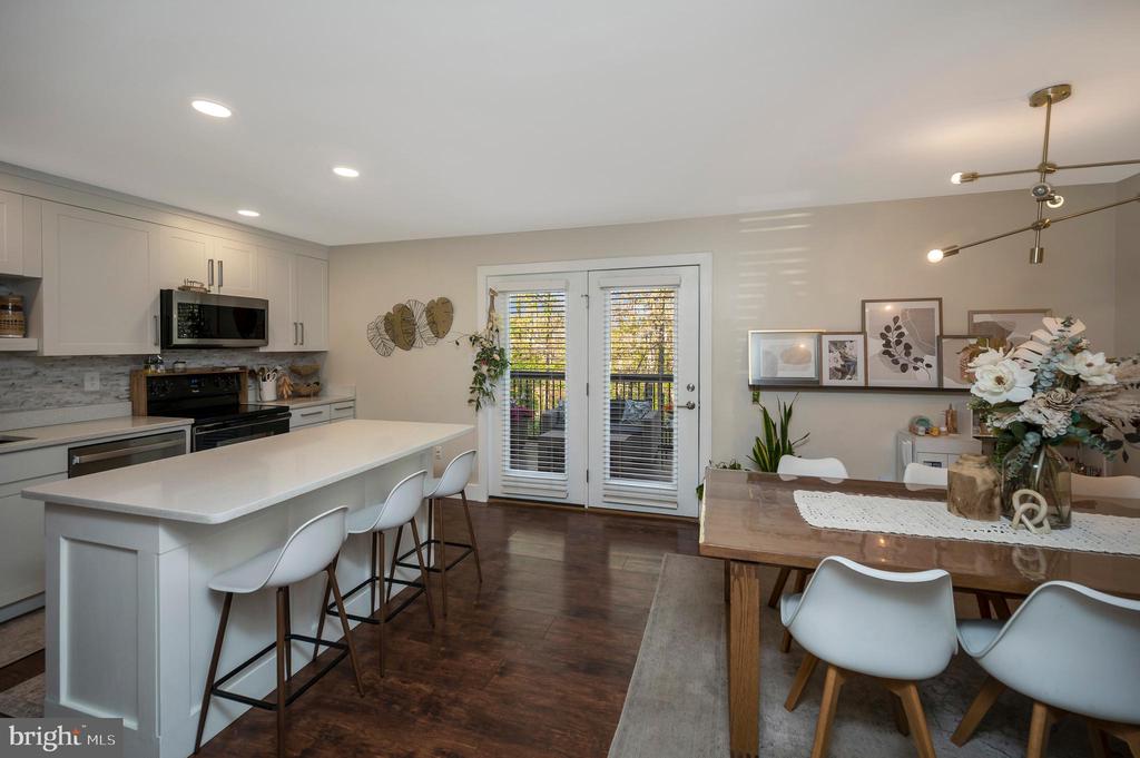 5113 PECAN DR, FREDERICKSBURG, Virginia 22407, 4 Bedrooms Bedrooms, ,2 BathroomsBathrooms,Residential,BREEZEWOOD,5113 PECAN DR,VASP2040906 MLS # VASP2040906