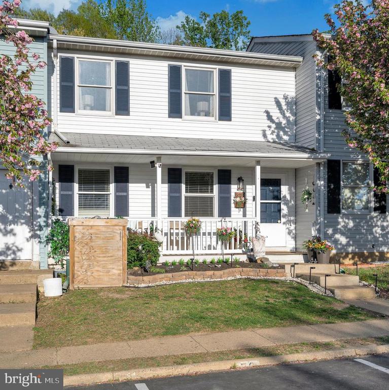 5113 PECAN DR, FREDERICKSBURG, Virginia 22407, 4 Bedrooms Bedrooms, ,2 BathroomsBathrooms,Residential,BREEZEWOOD,5113 PECAN DR,VASP2040906 MLS # VASP2040906