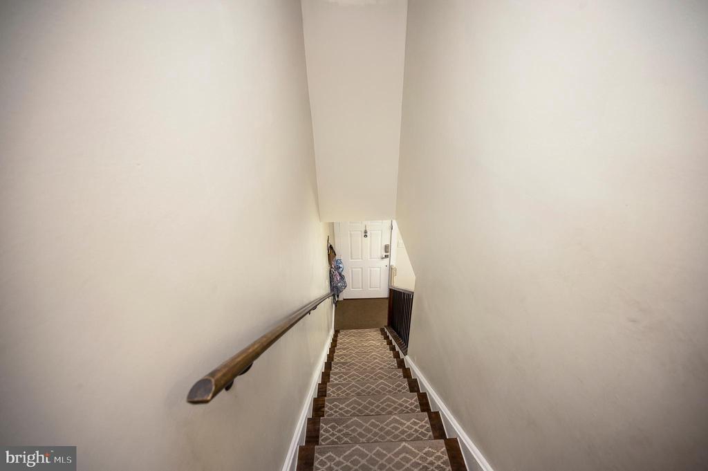 5113 PECAN DR, FREDERICKSBURG, Virginia 22407, 4 Bedrooms Bedrooms, ,2 BathroomsBathrooms,Residential,BREEZEWOOD,5113 PECAN DR,VASP2040906 MLS # VASP2040906