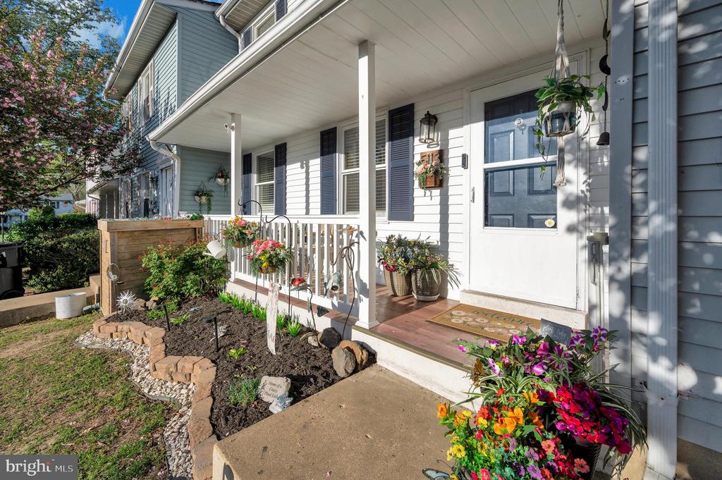 5113 PECAN DR, FREDERICKSBURG, Virginia 22407, 4 Bedrooms Bedrooms, ,2 BathroomsBathrooms,Residential,BREEZEWOOD,5113 PECAN DR,VASP2040906 MLS # VASP2040906