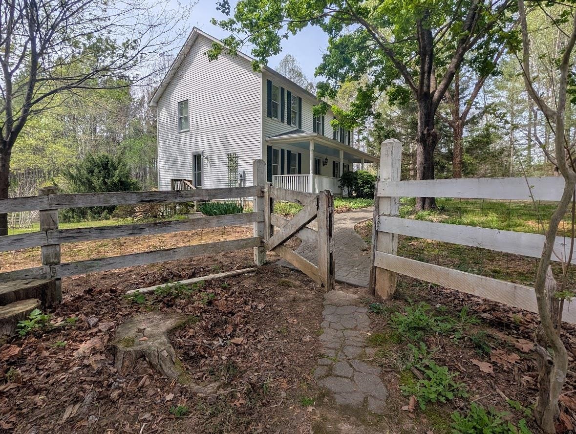 448 PINE NEEDLES LN, AFTON, Virginia 22920, 3 Bedrooms Bedrooms, ,2 BathroomsBathrooms,Residential,448 PINE NEEDLES LN,675699 MLS # 675699