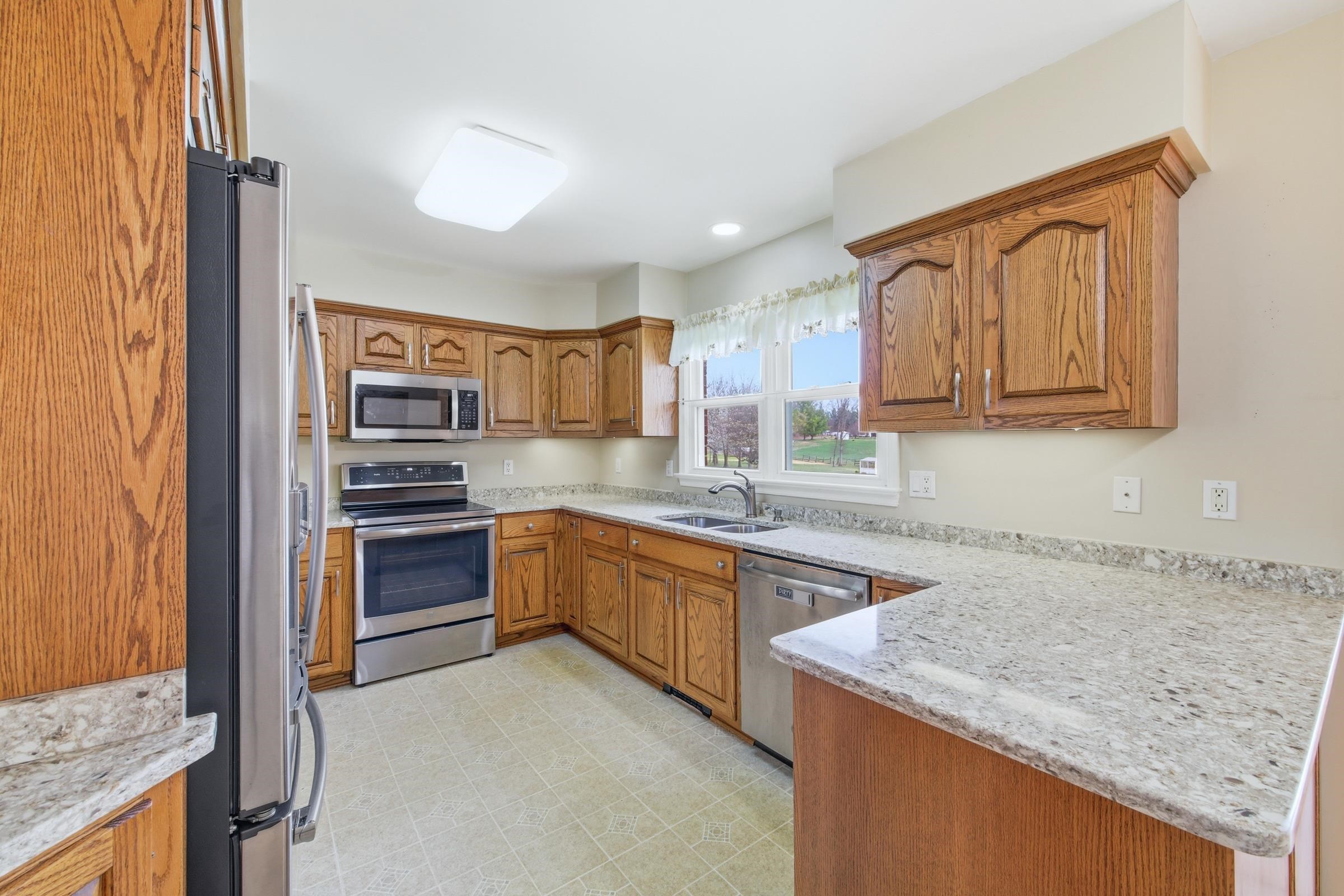 1665 STONEBURNER RD, EDINBURG, Virginia 22824, 3 Bedrooms Bedrooms, ,1 BathroomBathrooms,Residential,1665 STONEBURNER RD,675700 MLS # 675700