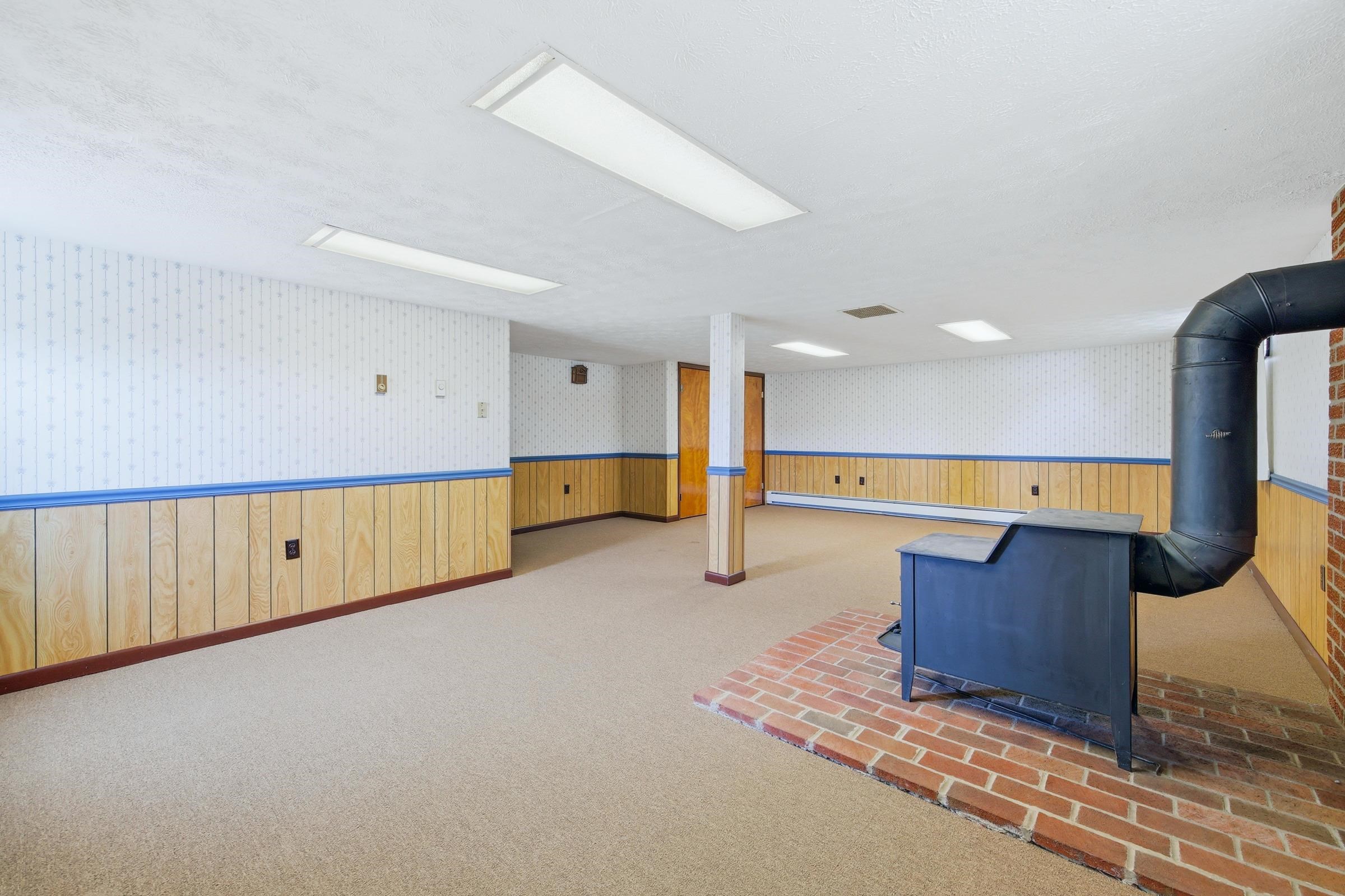 1665 STONEBURNER RD, EDINBURG, Virginia 22824, 3 Bedrooms Bedrooms, ,1 BathroomBathrooms,Residential,1665 STONEBURNER RD,675700 MLS # 675700