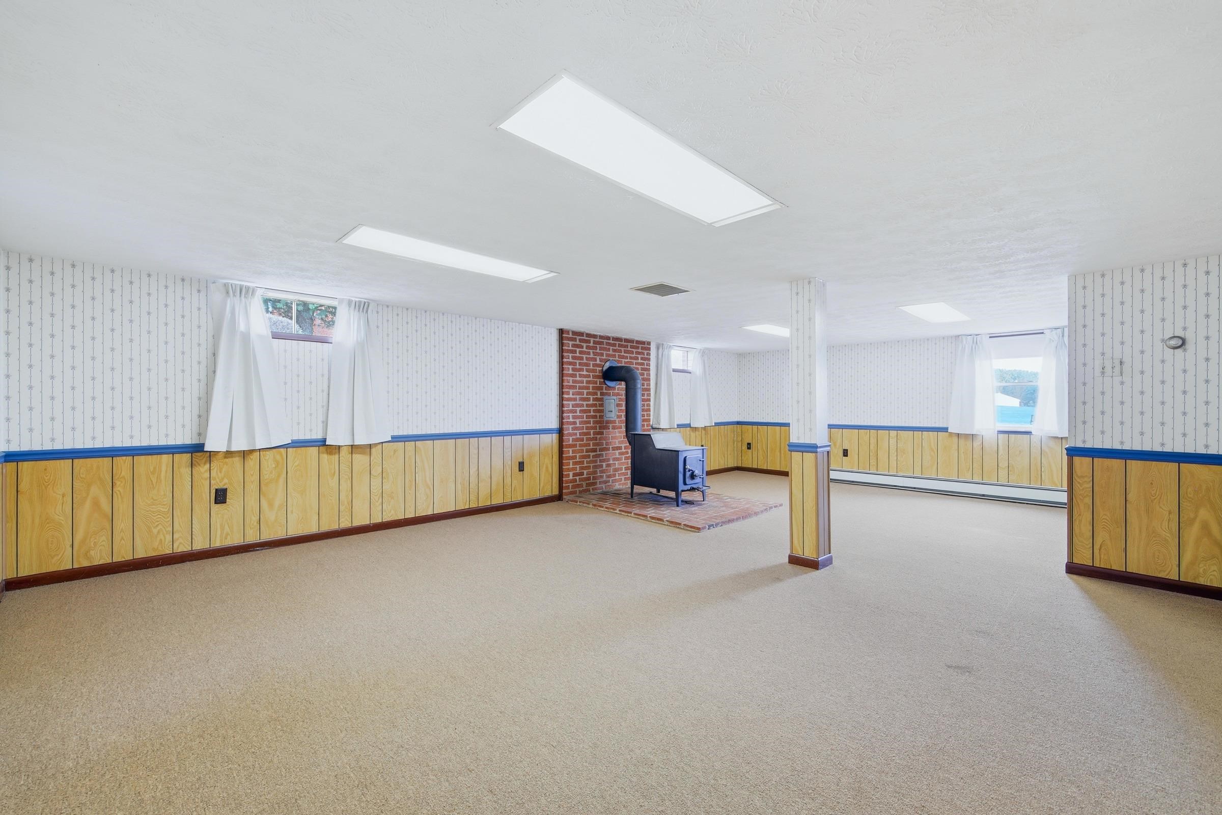 1665 STONEBURNER RD, EDINBURG, Virginia 22824, 3 Bedrooms Bedrooms, ,1 BathroomBathrooms,Residential,1665 STONEBURNER RD,675700 MLS # 675700