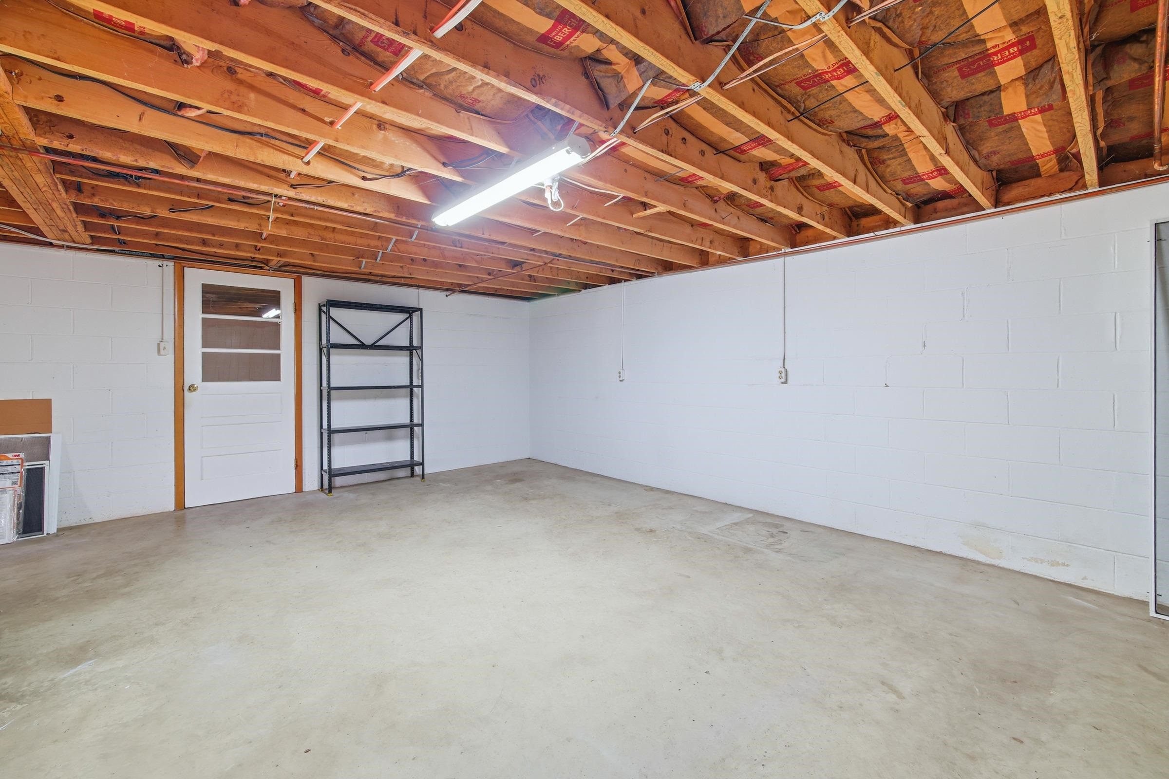 1665 STONEBURNER RD, EDINBURG, Virginia 22824, 3 Bedrooms Bedrooms, ,1 BathroomBathrooms,Residential,1665 STONEBURNER RD,675700 MLS # 675700