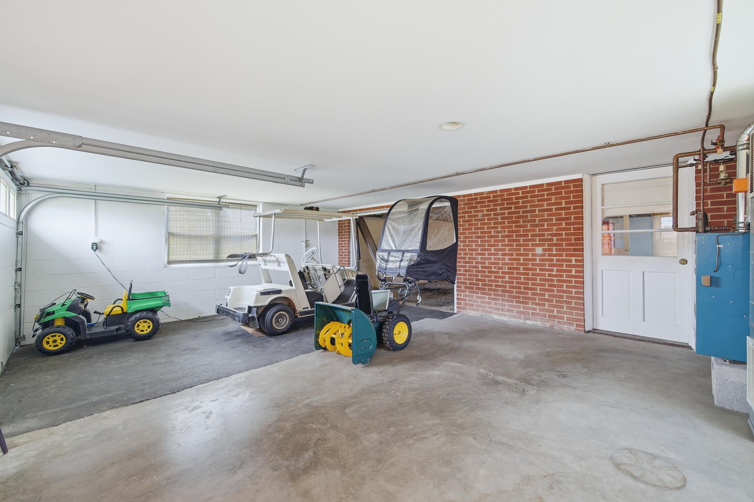 1665 STONEBURNER RD, EDINBURG, Virginia 22824, 3 Bedrooms Bedrooms, ,1 BathroomBathrooms,Residential,1665 STONEBURNER RD,675700 MLS # 675700