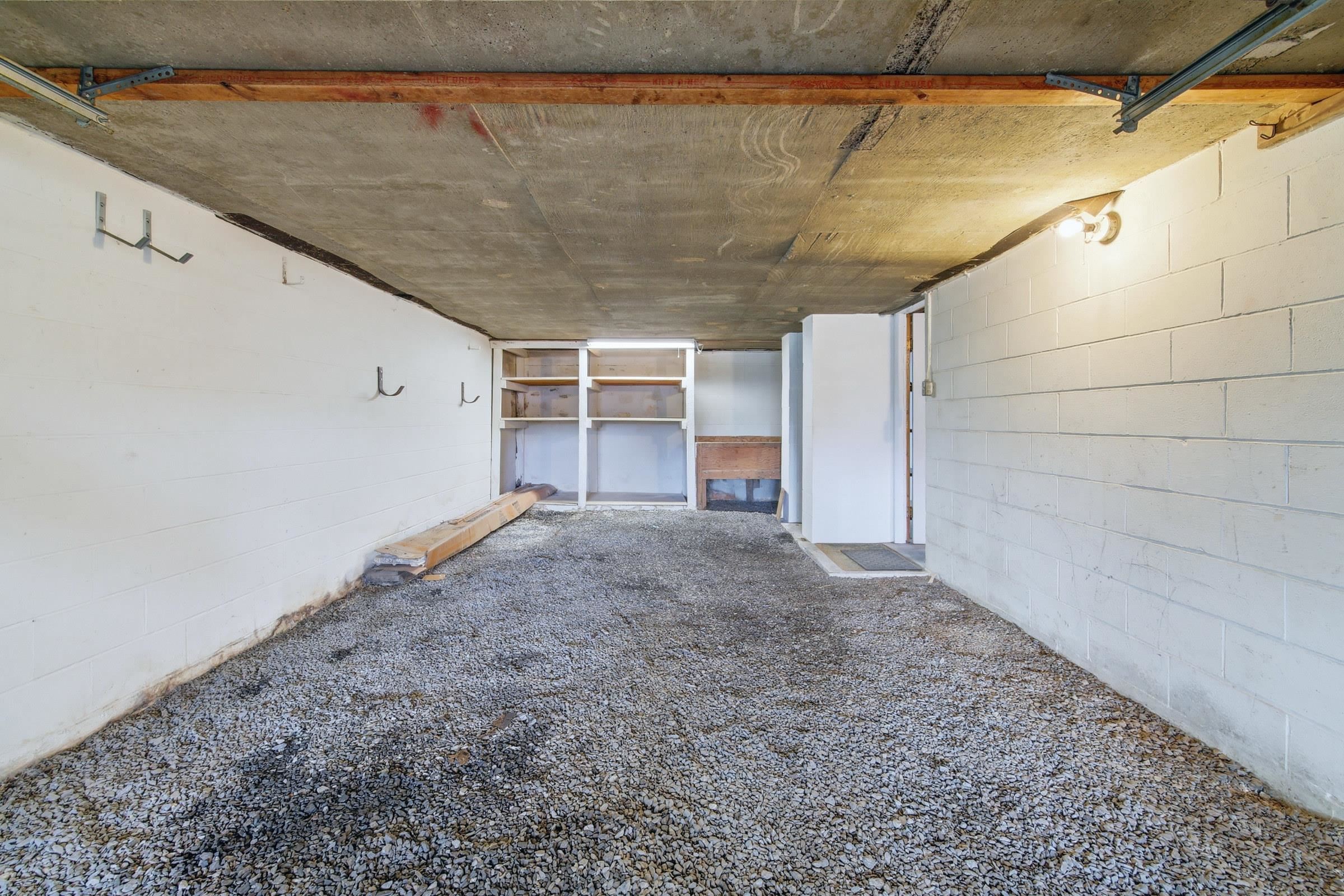 1665 STONEBURNER RD, EDINBURG, Virginia 22824, 3 Bedrooms Bedrooms, ,1 BathroomBathrooms,Residential,1665 STONEBURNER RD,675700 MLS # 675700