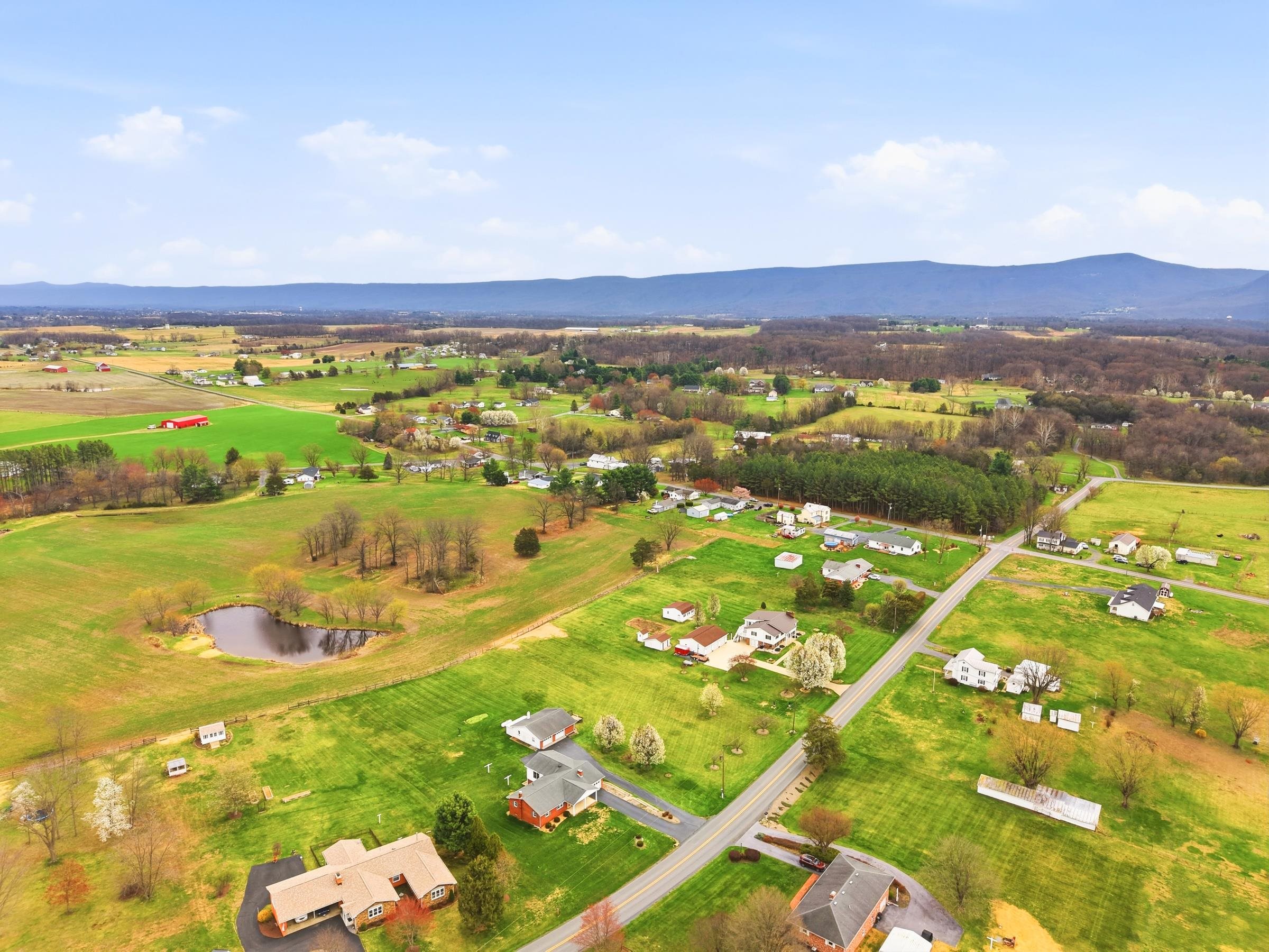 1665 STONEBURNER RD, EDINBURG, Virginia 22824, 3 Bedrooms Bedrooms, ,1 BathroomBathrooms,Residential,1665 STONEBURNER RD,675700 MLS # 675700