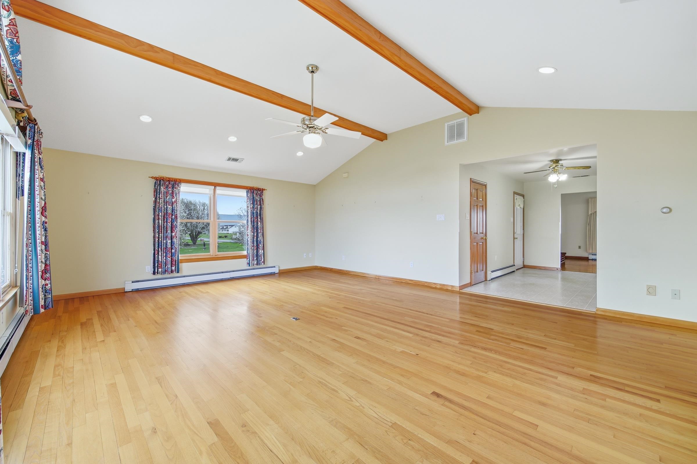 1665 STONEBURNER RD, EDINBURG, Virginia 22824, 3 Bedrooms Bedrooms, ,1 BathroomBathrooms,Residential,1665 STONEBURNER RD,675700 MLS # 675700